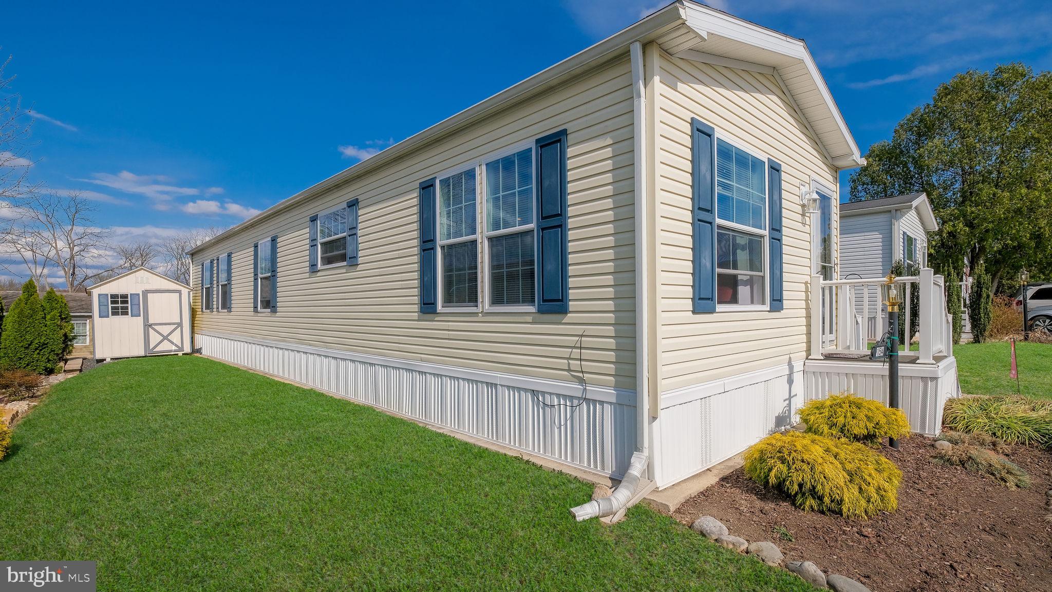 NESHAMINY FALLS - Residential