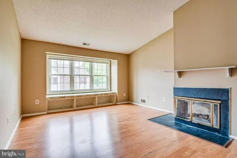 MLS: NJME2082652