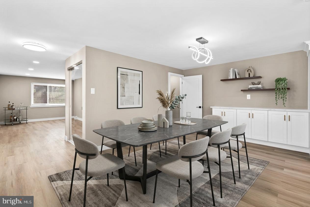 SOMERTON - Residential