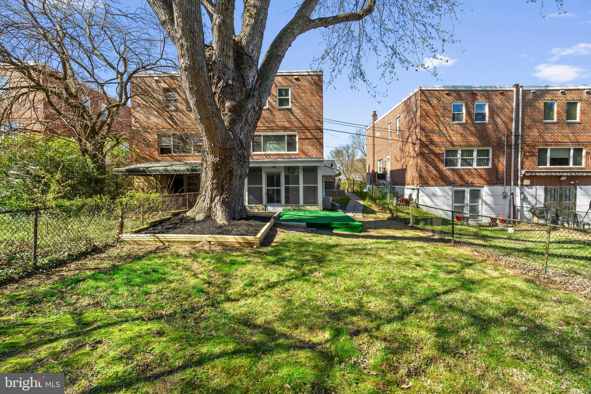 SOMERTON - Residential