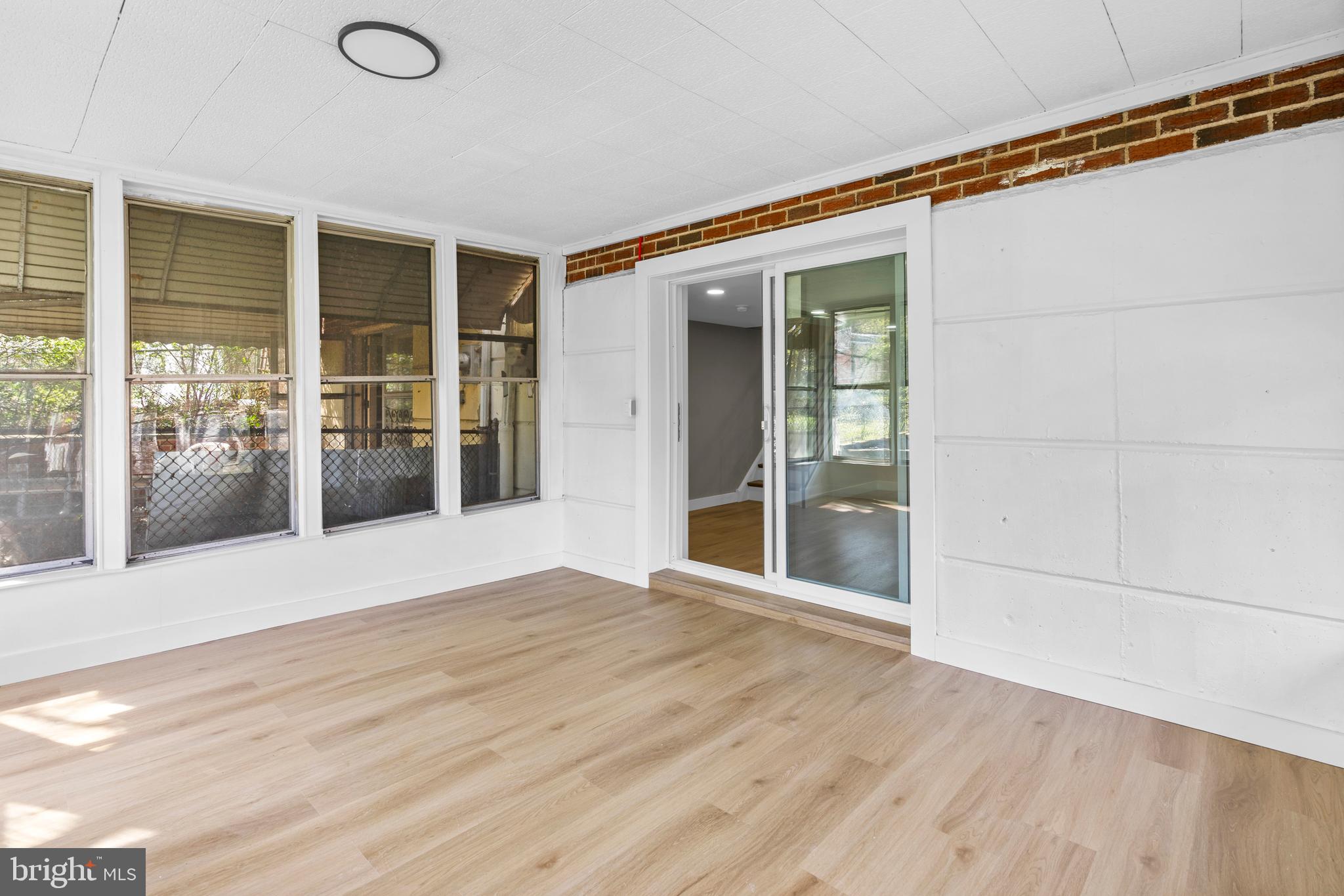 SOMERTON - Residential