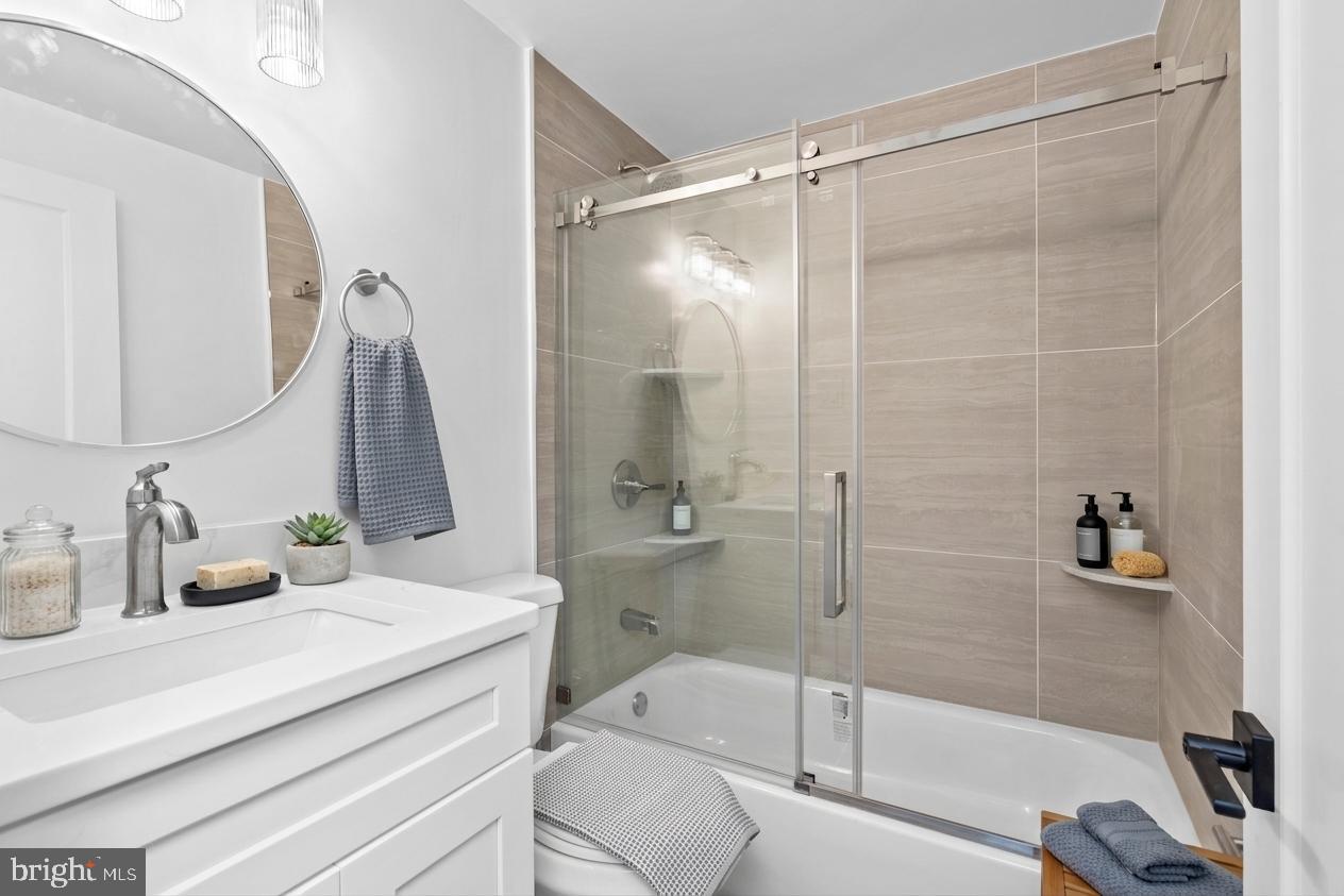 SOMERTON - Residential