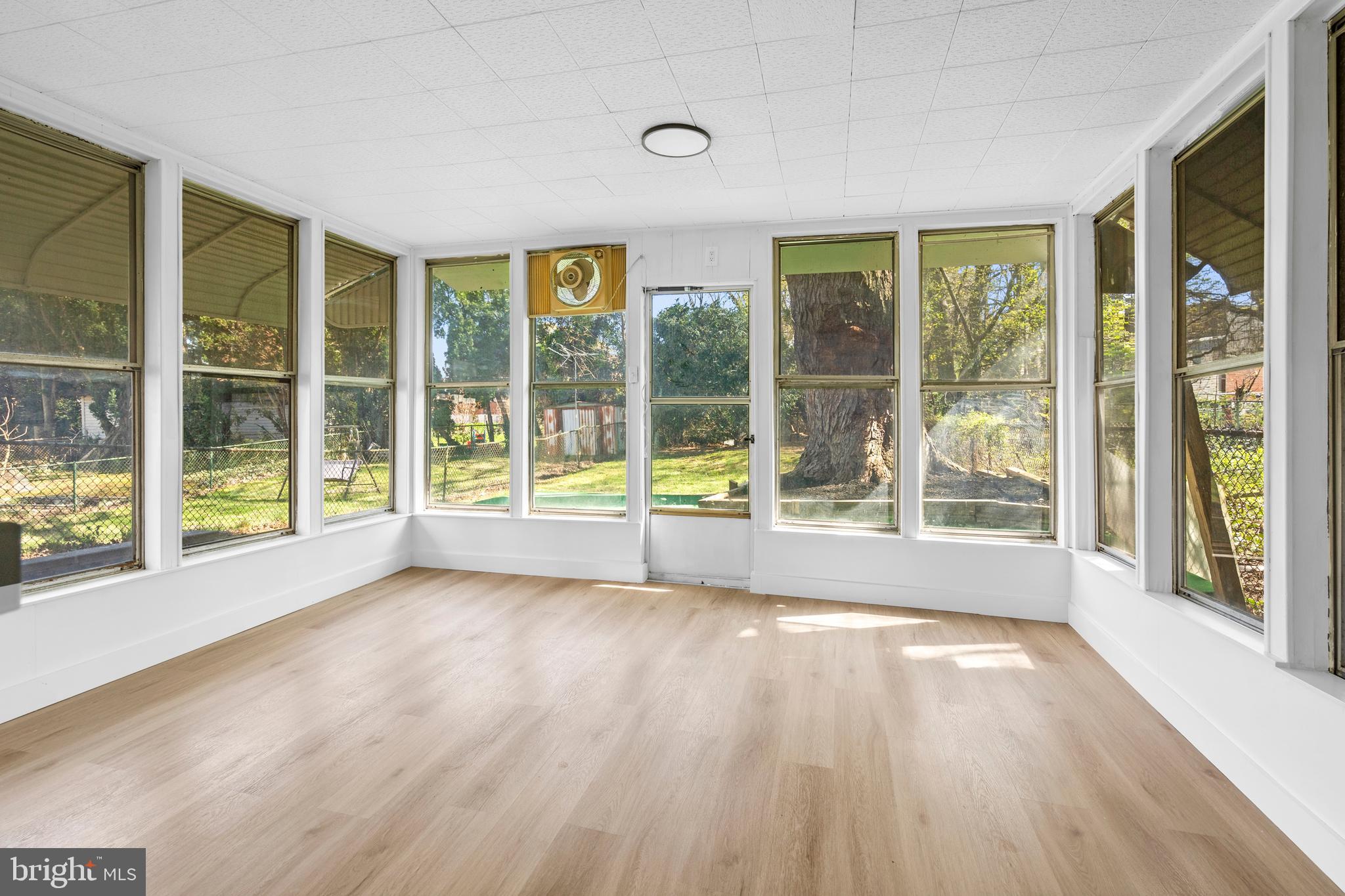 SOMERTON - Residential