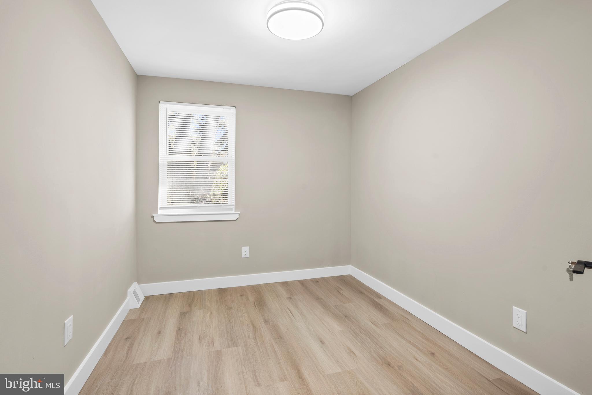 SOMERTON - Residential