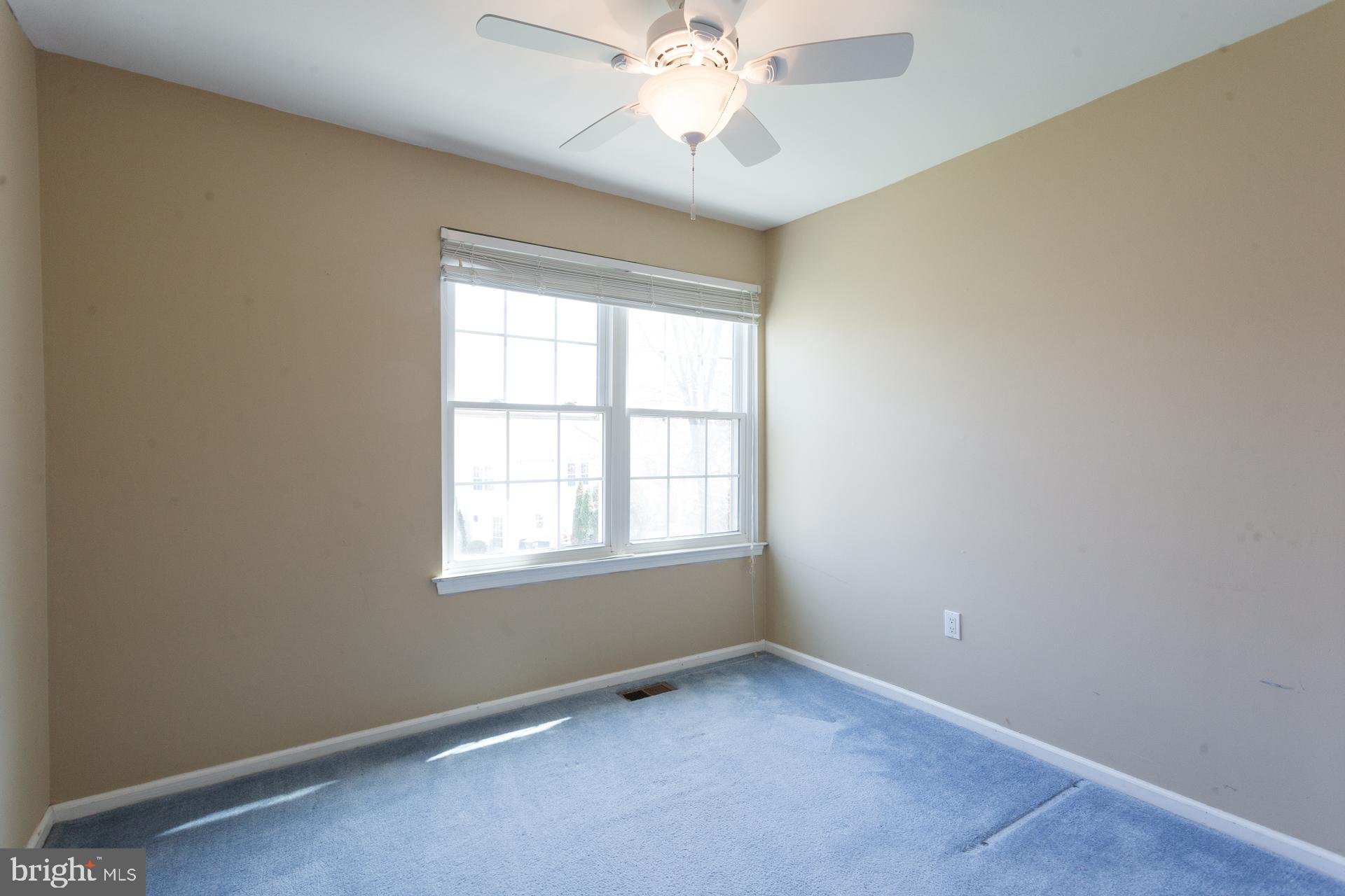 VILLAGE SHIRES - Residential