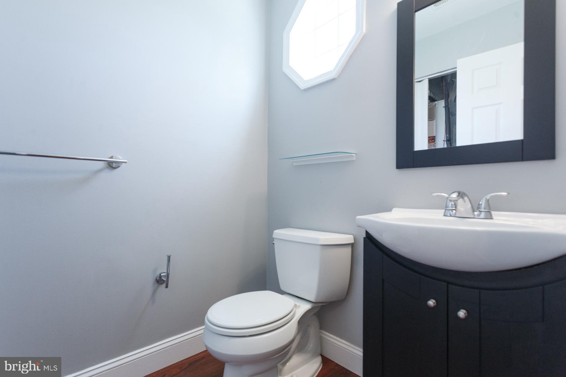 VILLAGE SHIRES - Residential