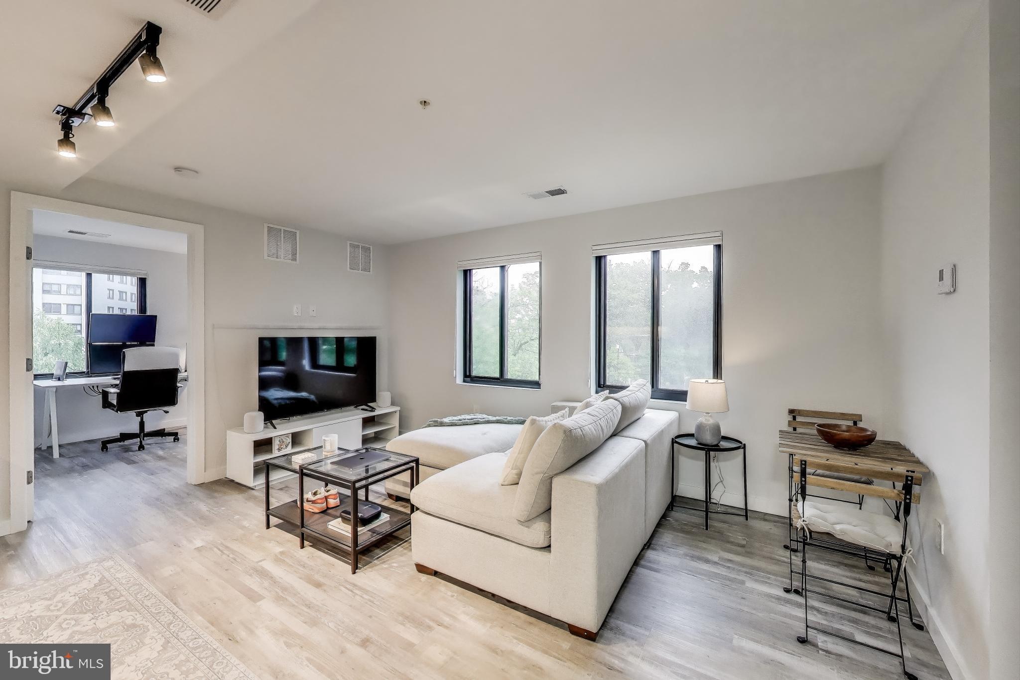 700 ROEDER ROAD 402