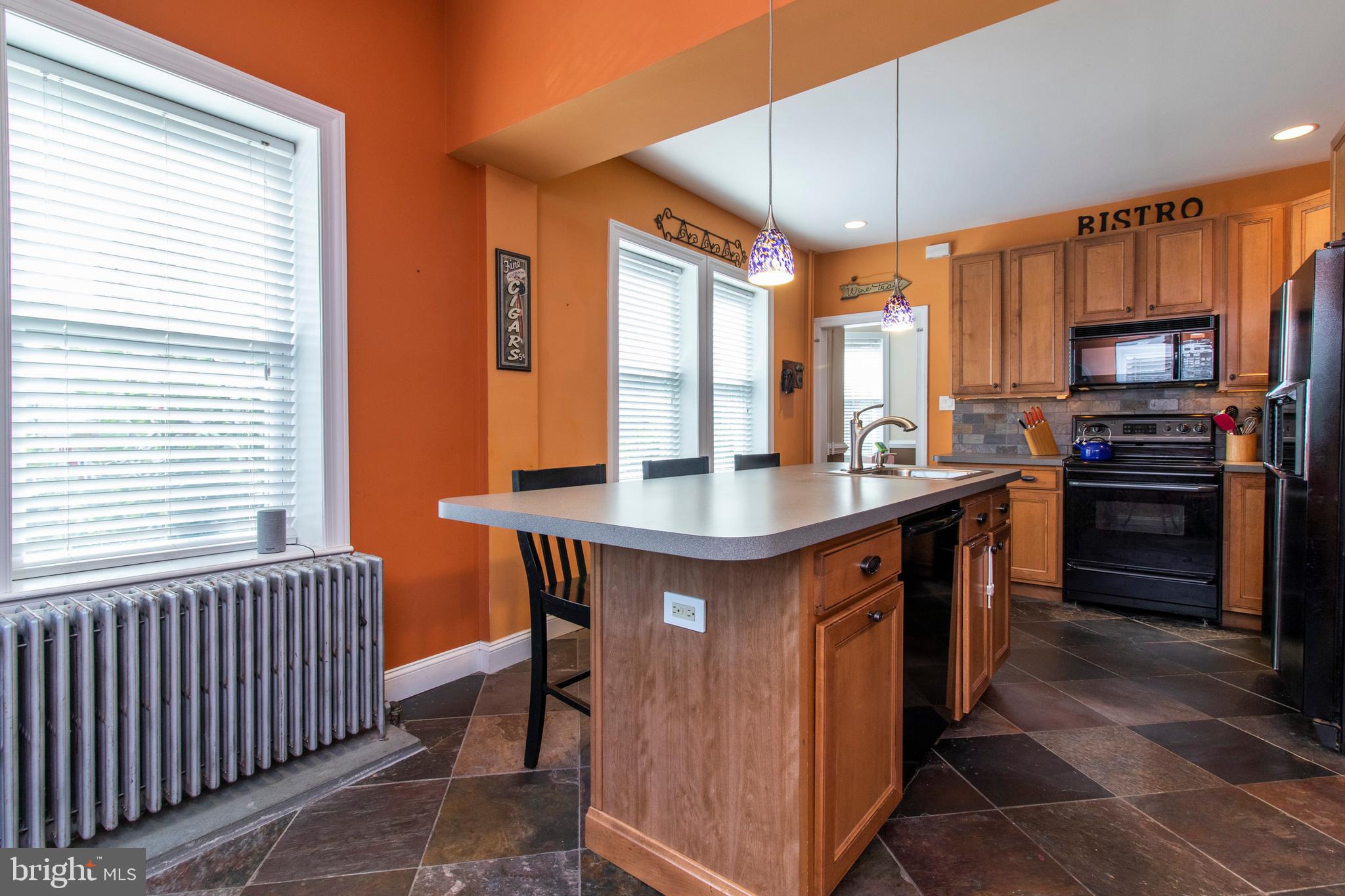 ROXBOROUGH - Residential Lease