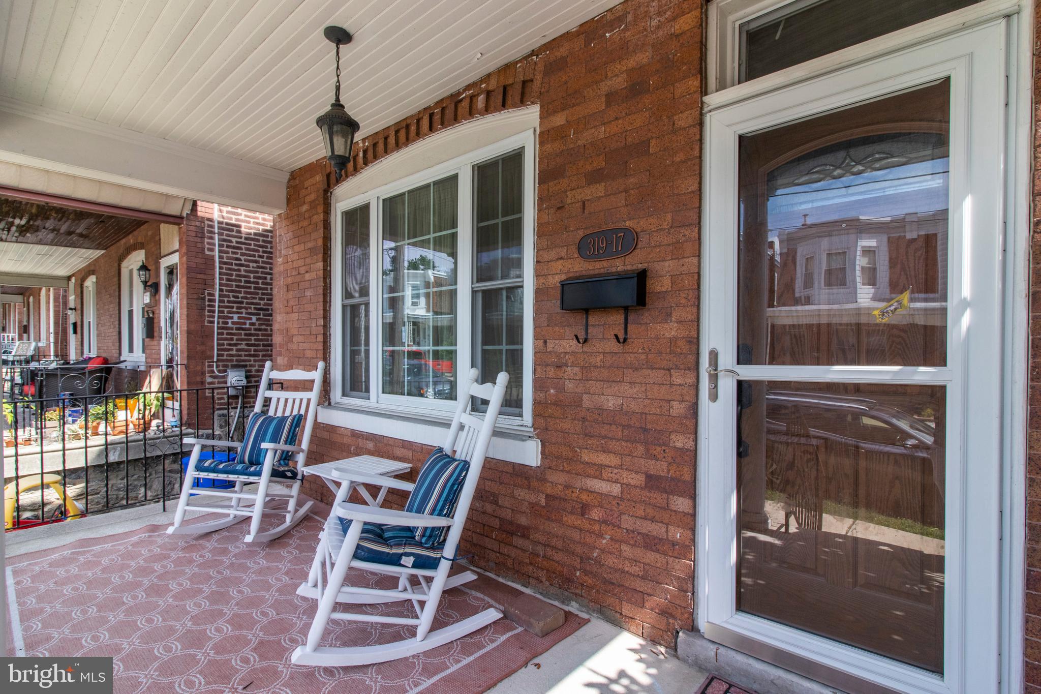 ROXBOROUGH - Residential Lease