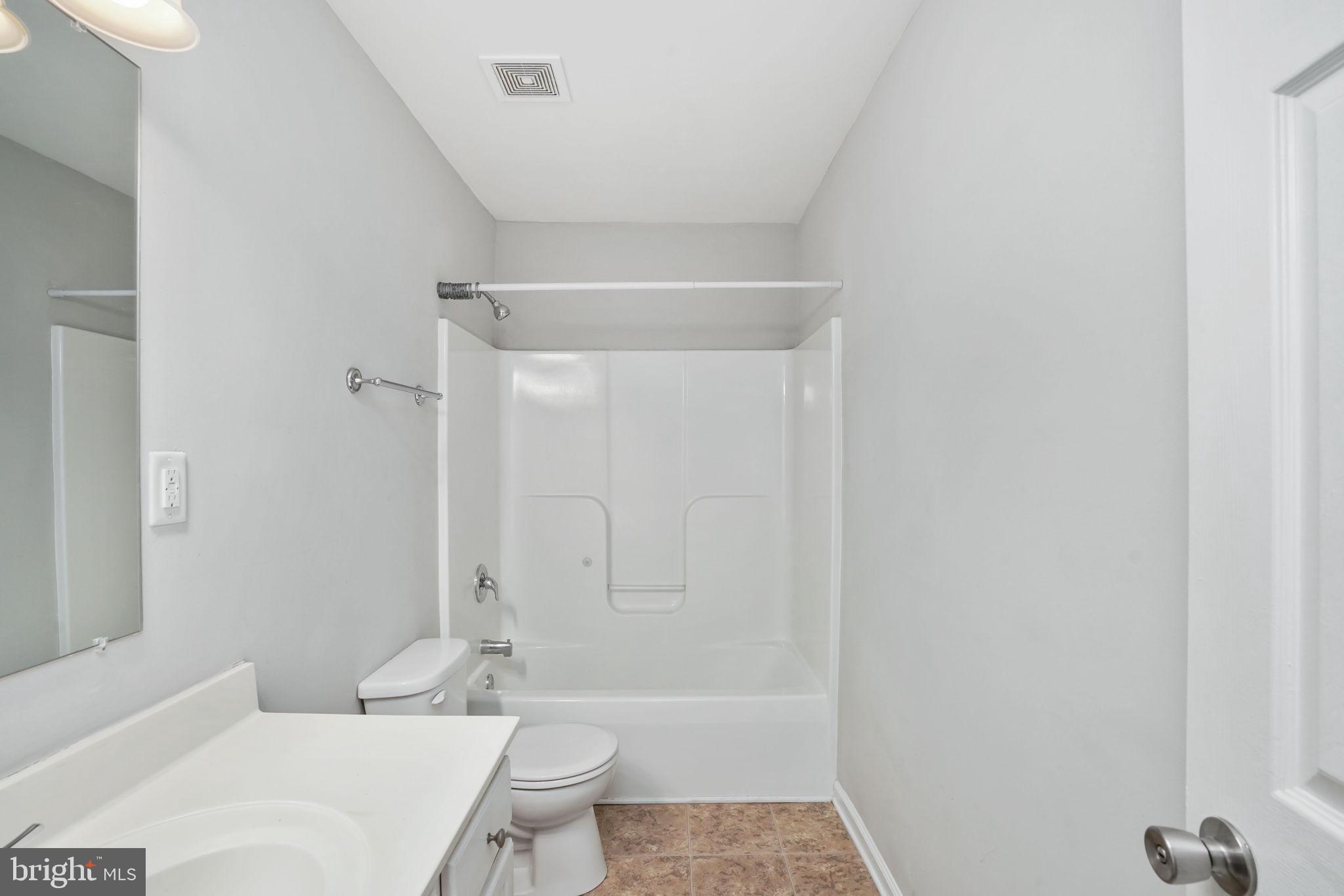 OAKLAND PARK - Residential