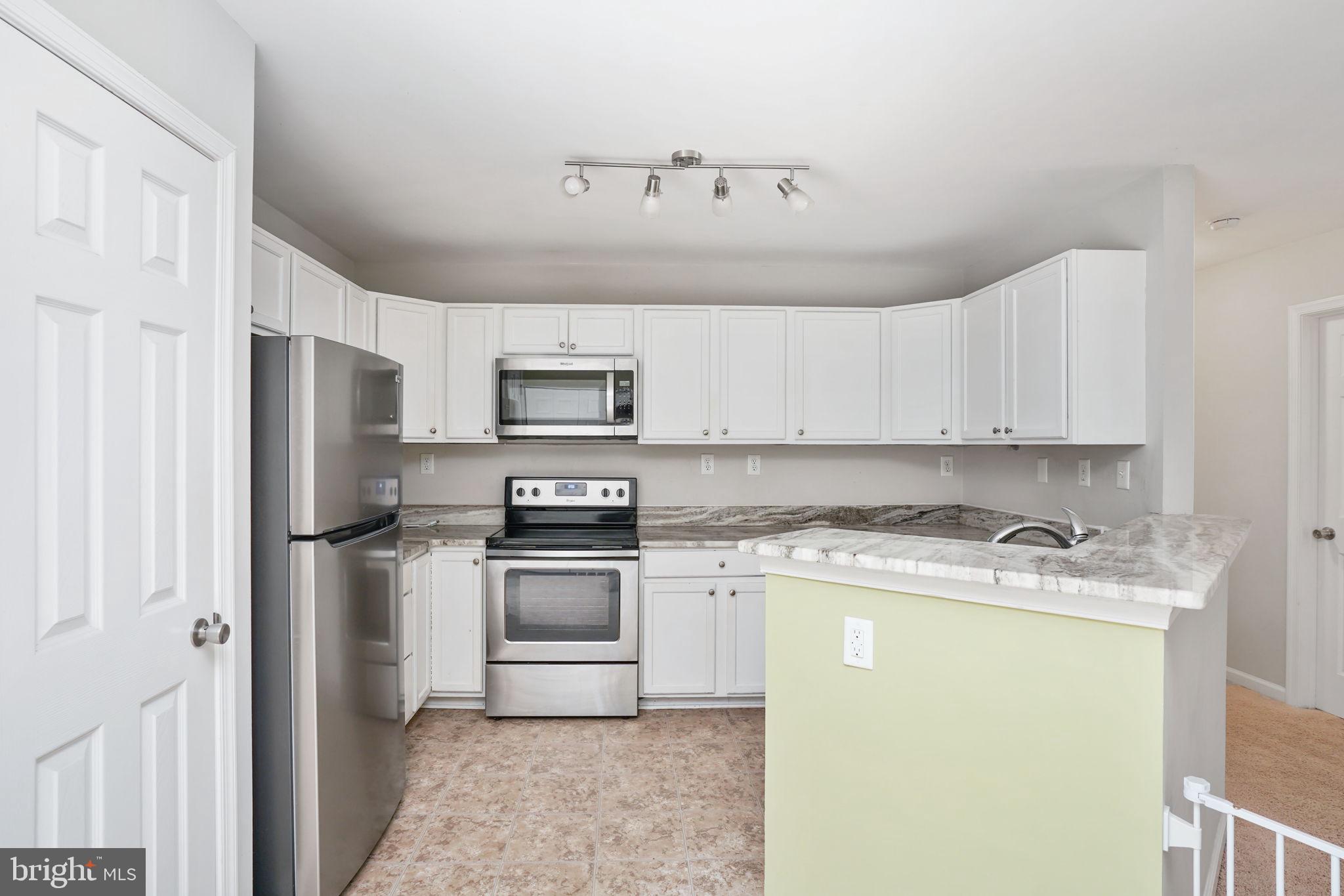 OAKLAND PARK - Residential