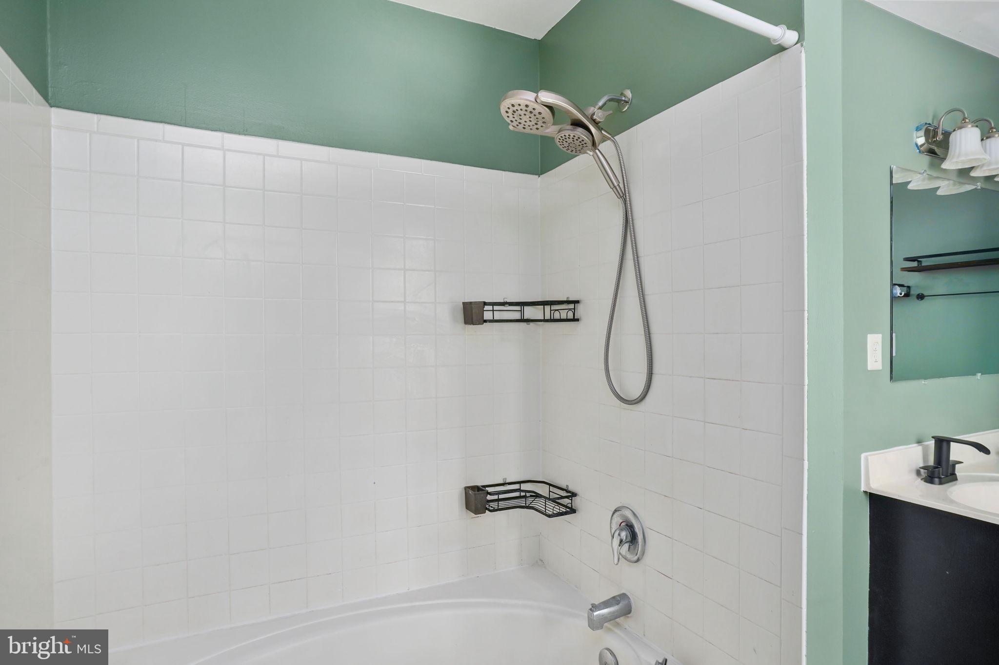 OAKLAND PARK - Residential