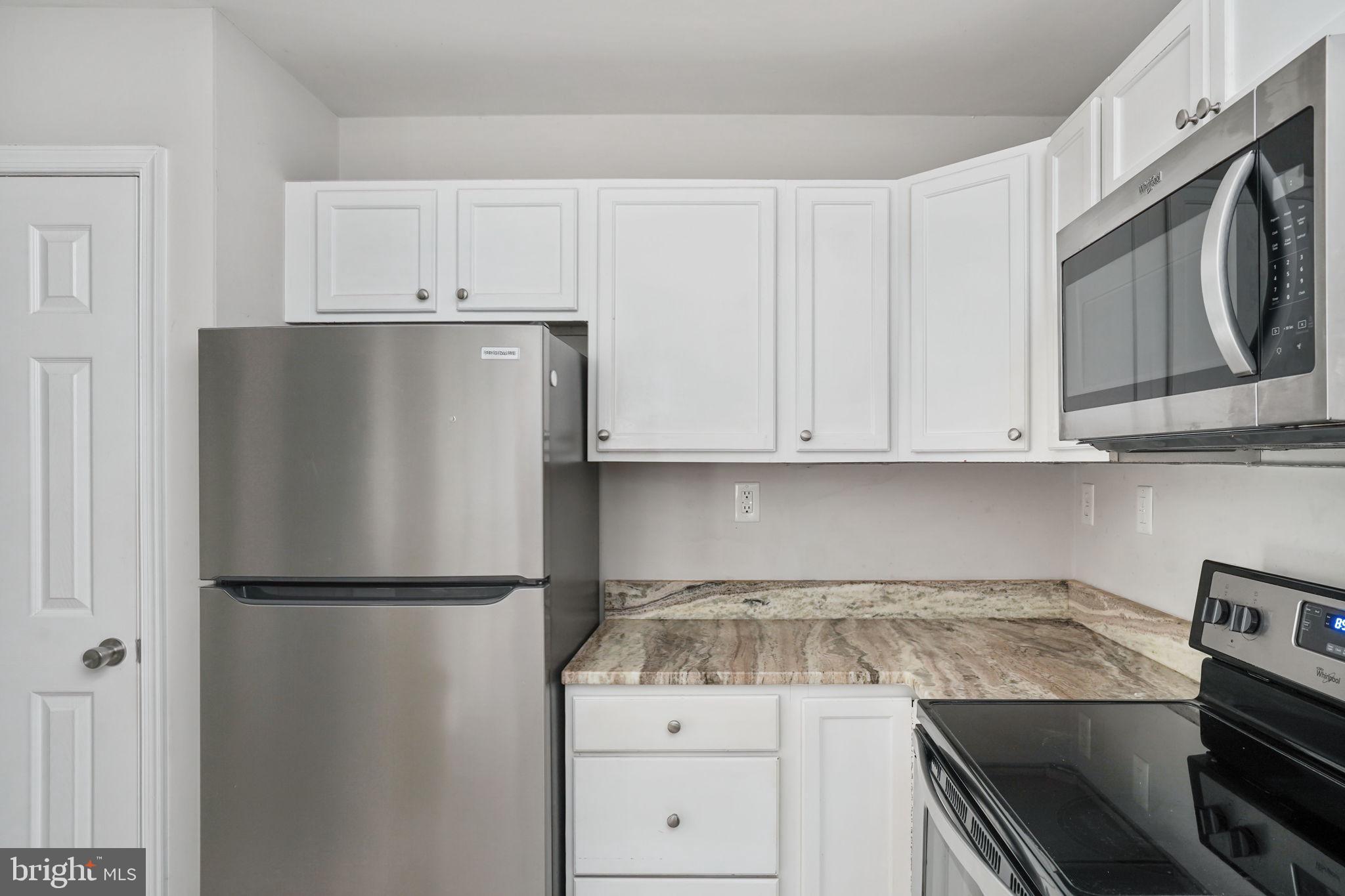 OAKLAND PARK - Residential