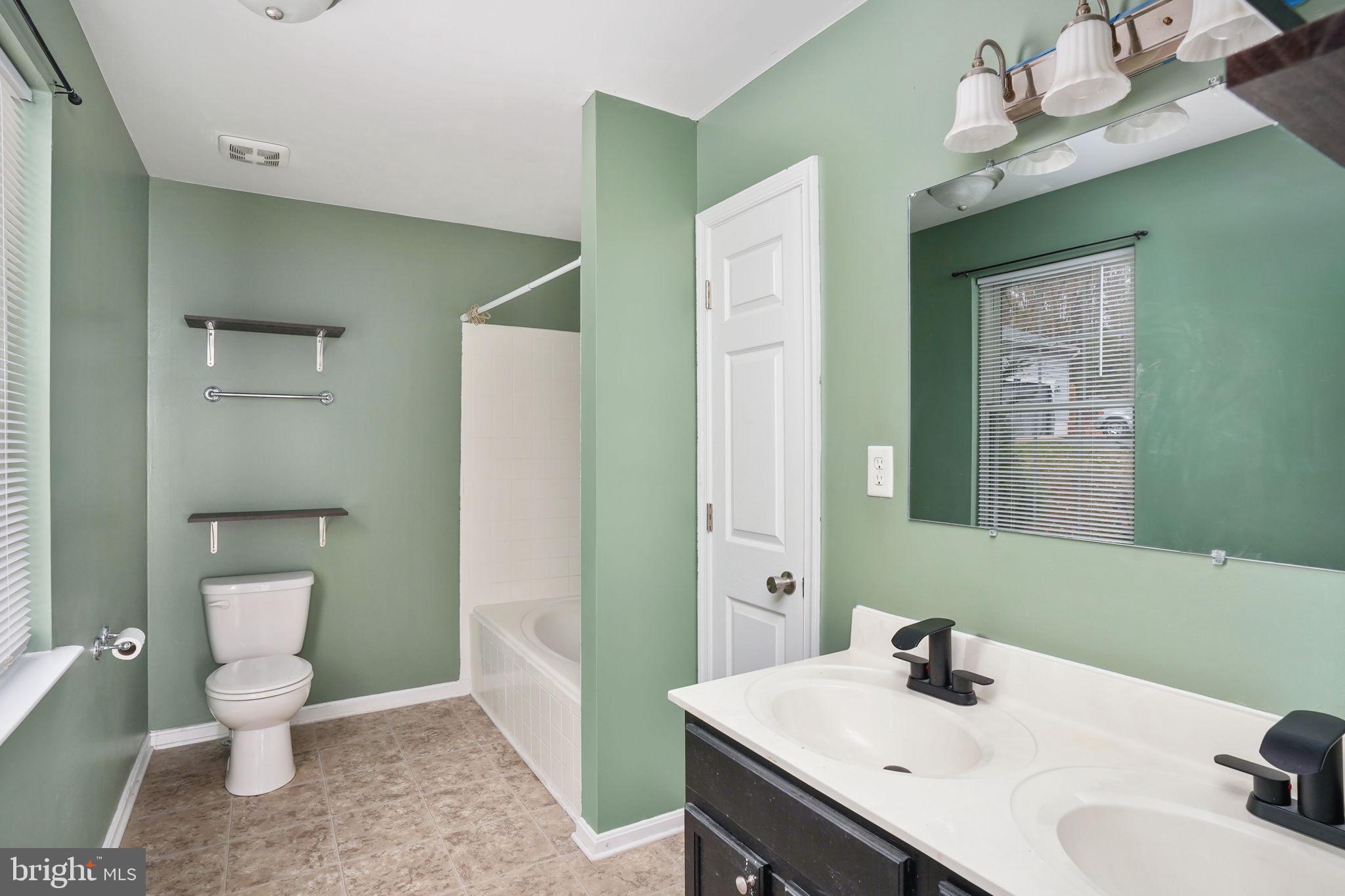 OAKLAND PARK - Residential