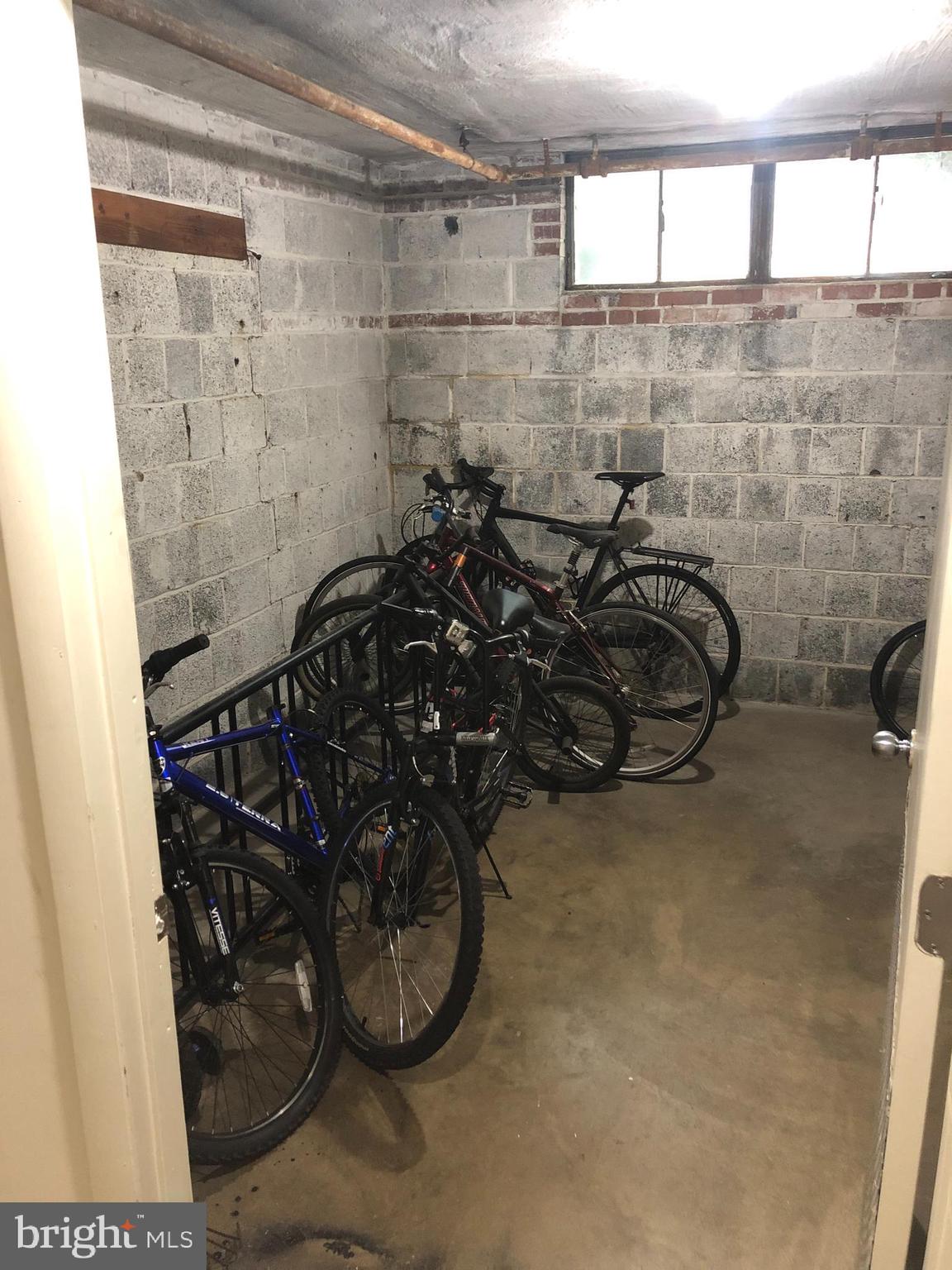 COLUMBIA PIKE - Residential Lease