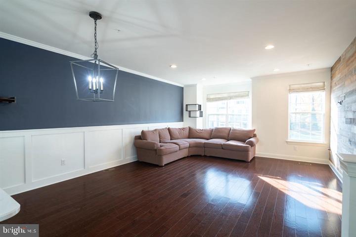 BIG OAK CROSSING - Residential Lease