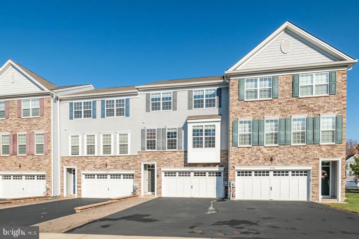 BIG OAK CROSSING - Residential Lease