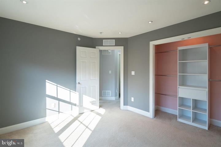 BIG OAK CROSSING - Residential Lease