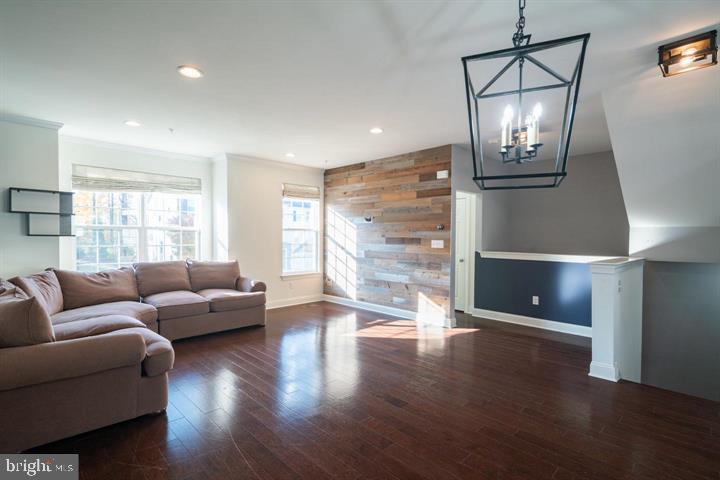 BIG OAK CROSSING - Residential Lease