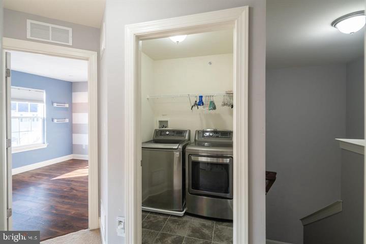 BIG OAK CROSSING - Residential Lease