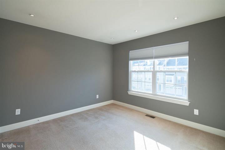 BIG OAK CROSSING - Residential Lease