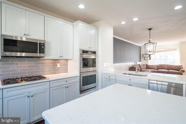 BIG OAK CROSSING - Residential Lease