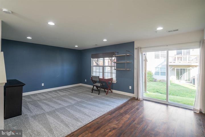 BIG OAK CROSSING - Residential Lease