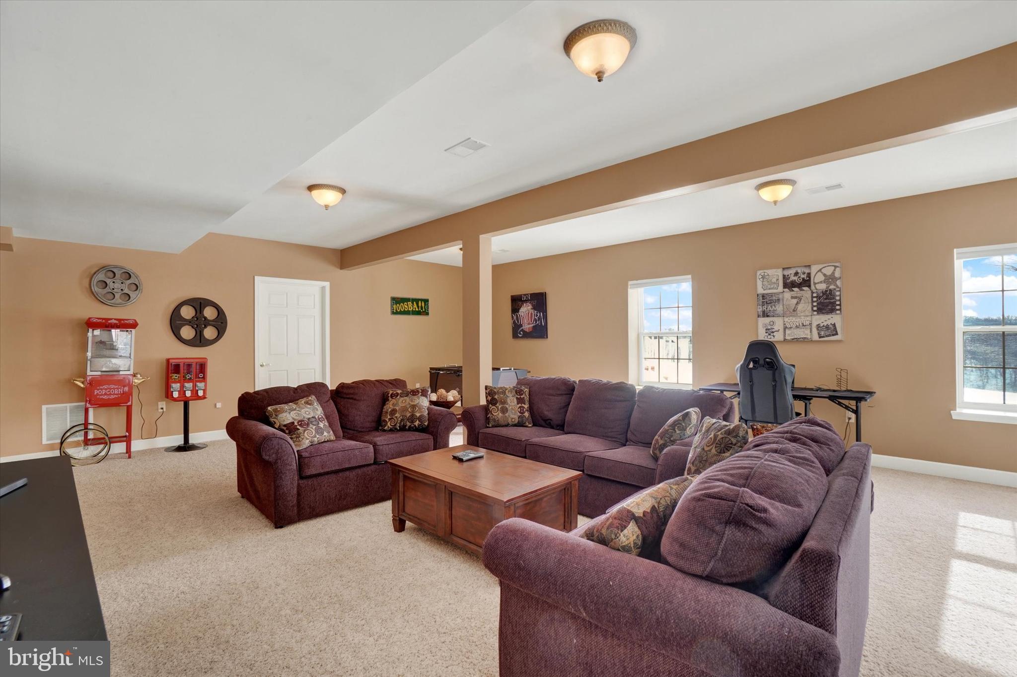 SUMMER'S GLEN - Residential