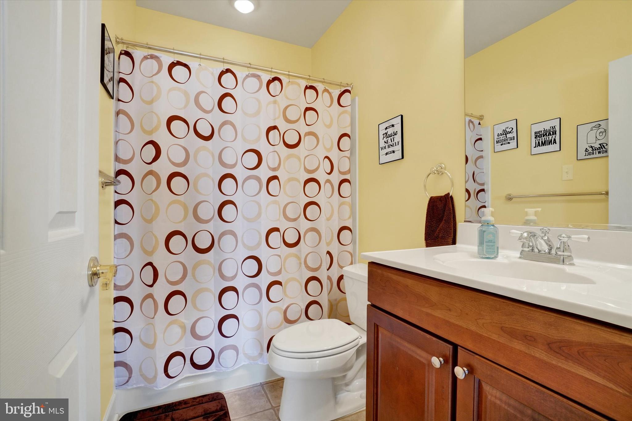 SUMMER'S GLEN - Residential