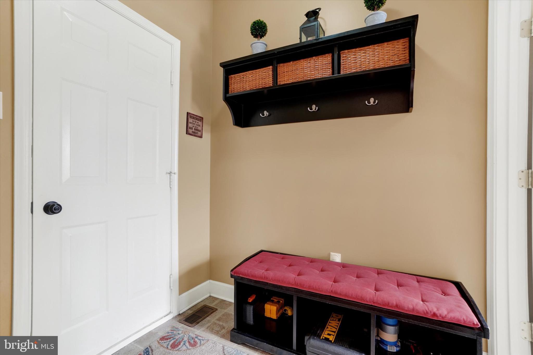 SUMMER'S GLEN - Residential