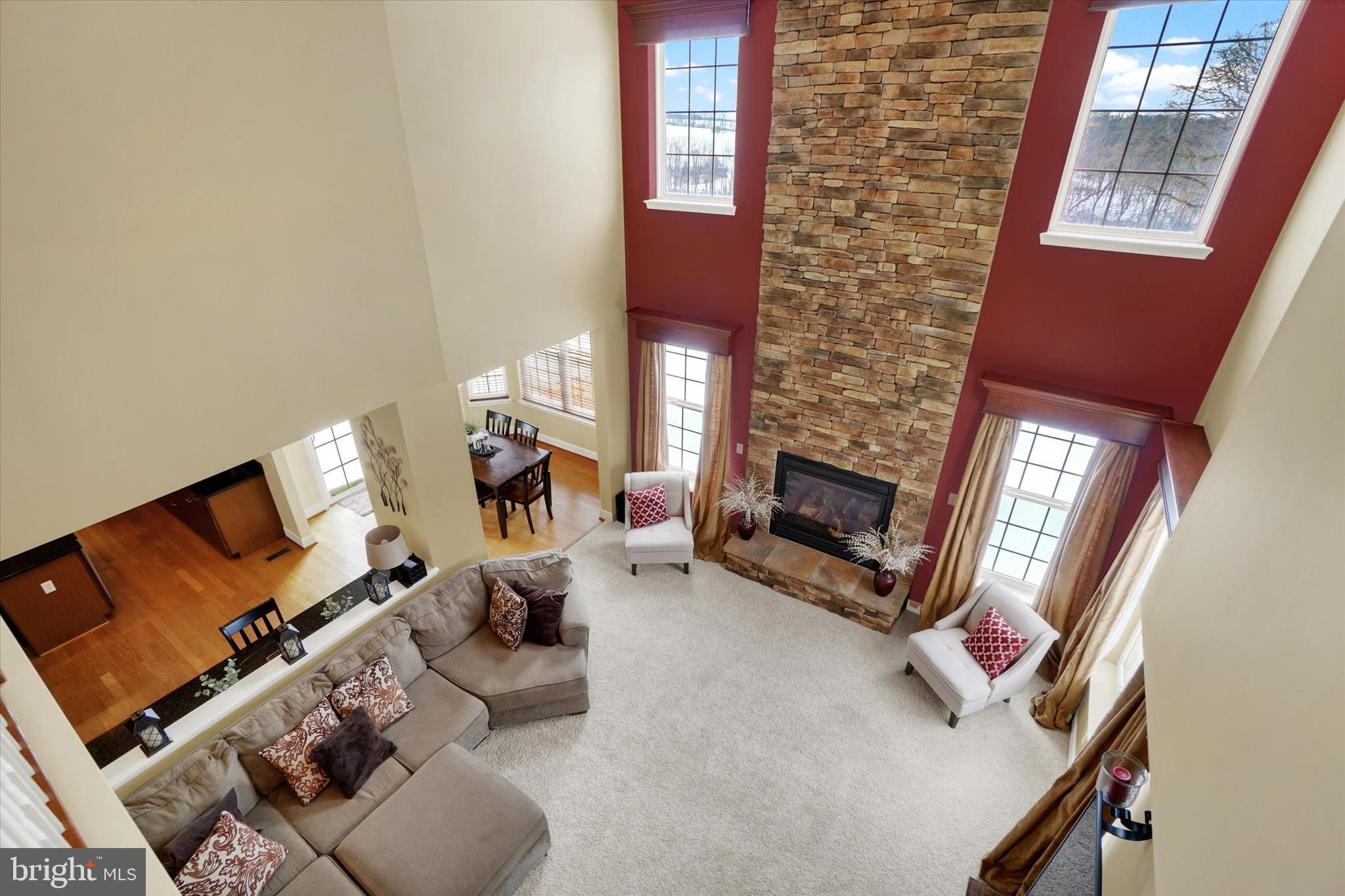 SUMMER'S GLEN - Residential