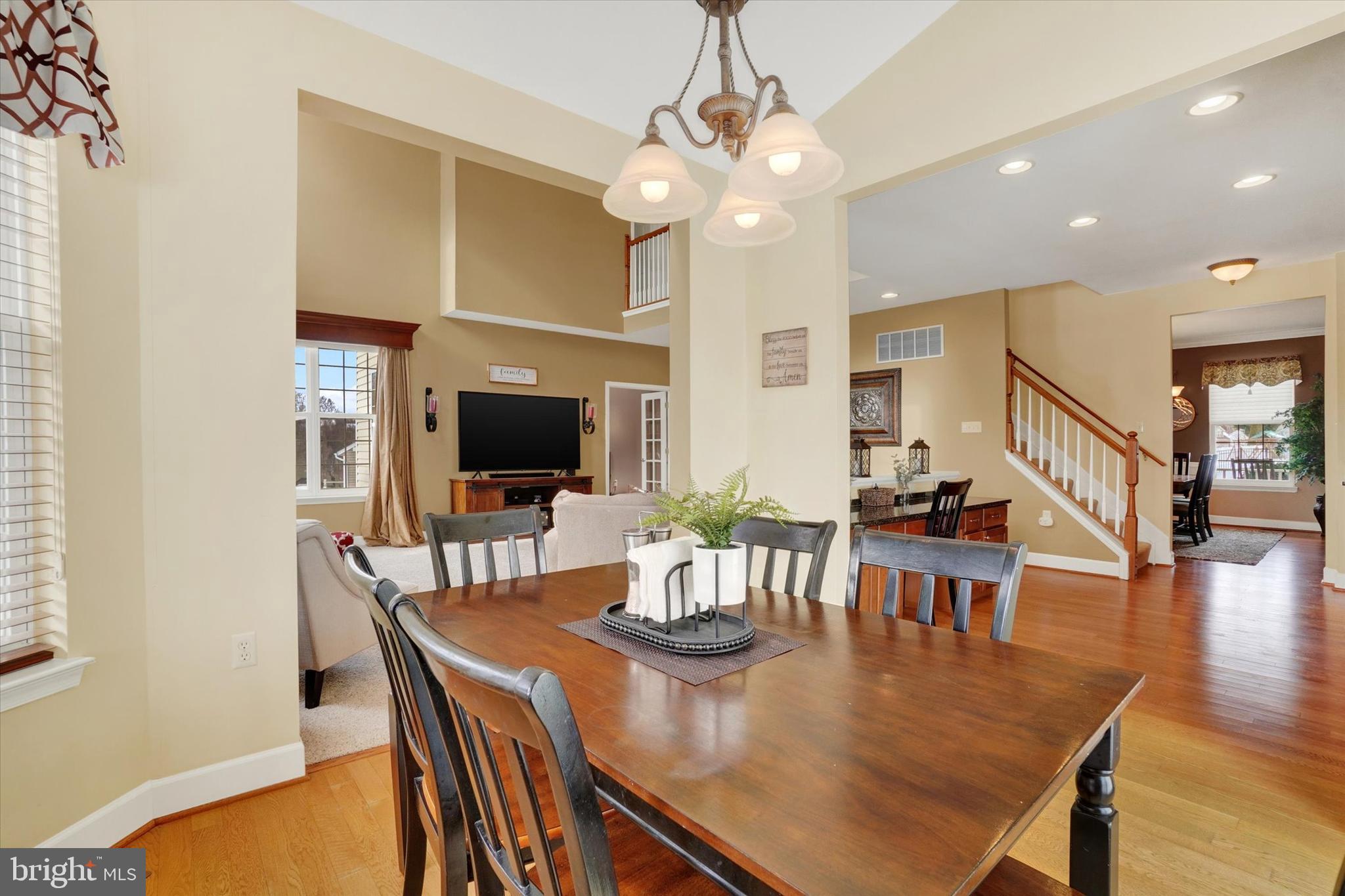 SUMMER'S GLEN - Residential