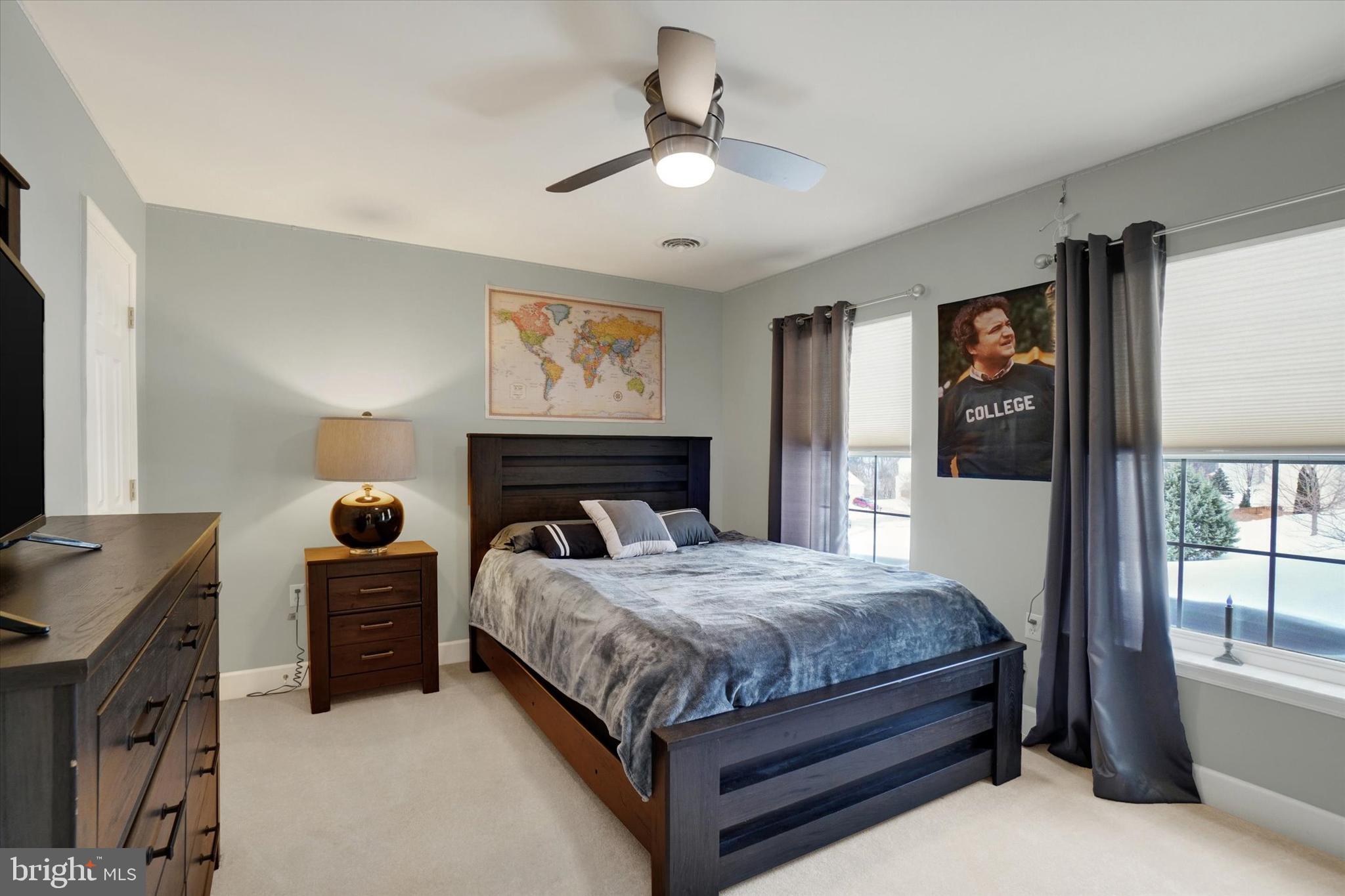 SUMMER'S GLEN - Residential