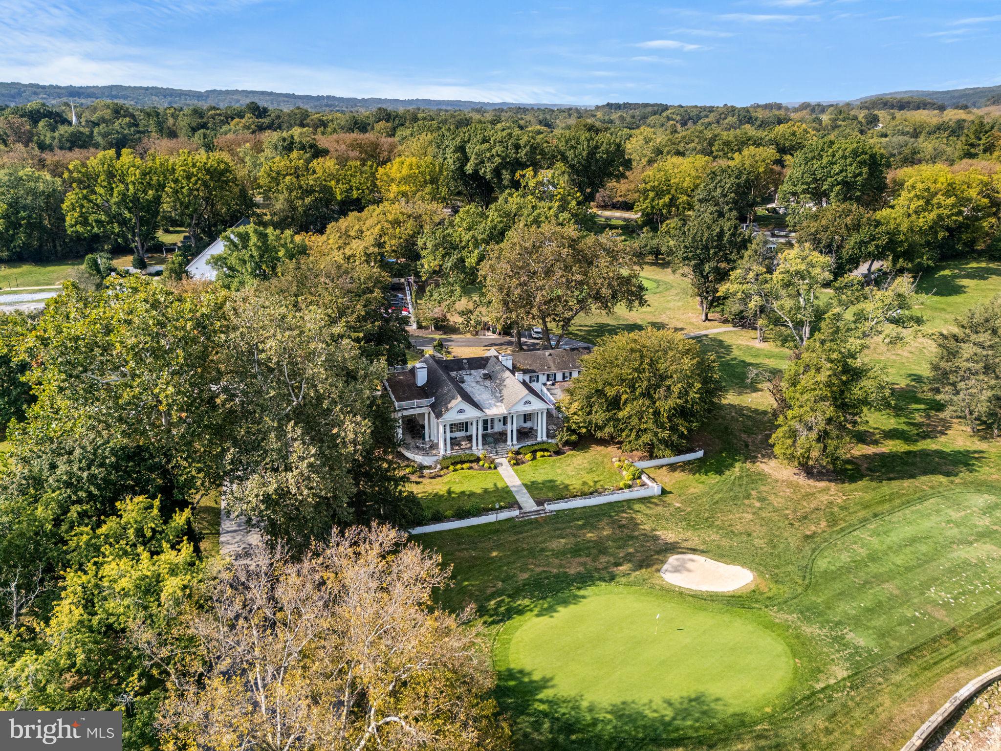 GLENHARDIE CONDOS - Residential
