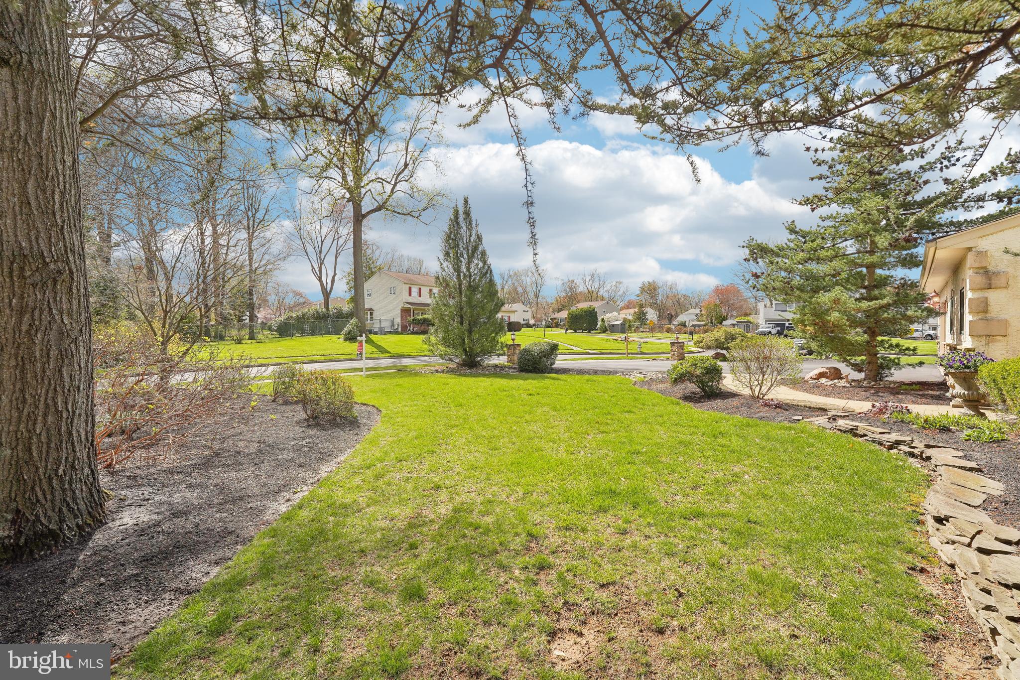 335 BEAVER ROAD
