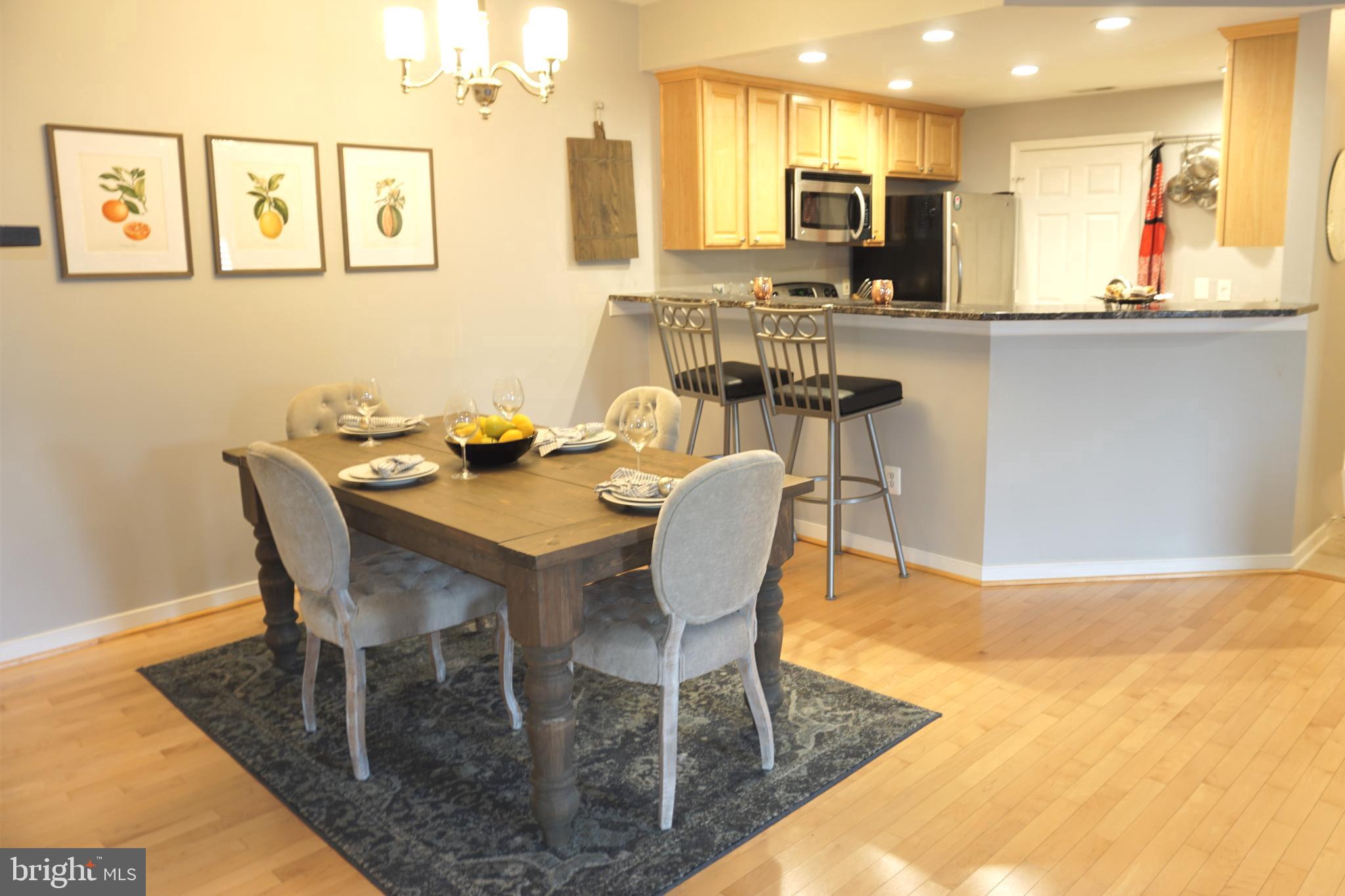 RIVERGATE II - Residential