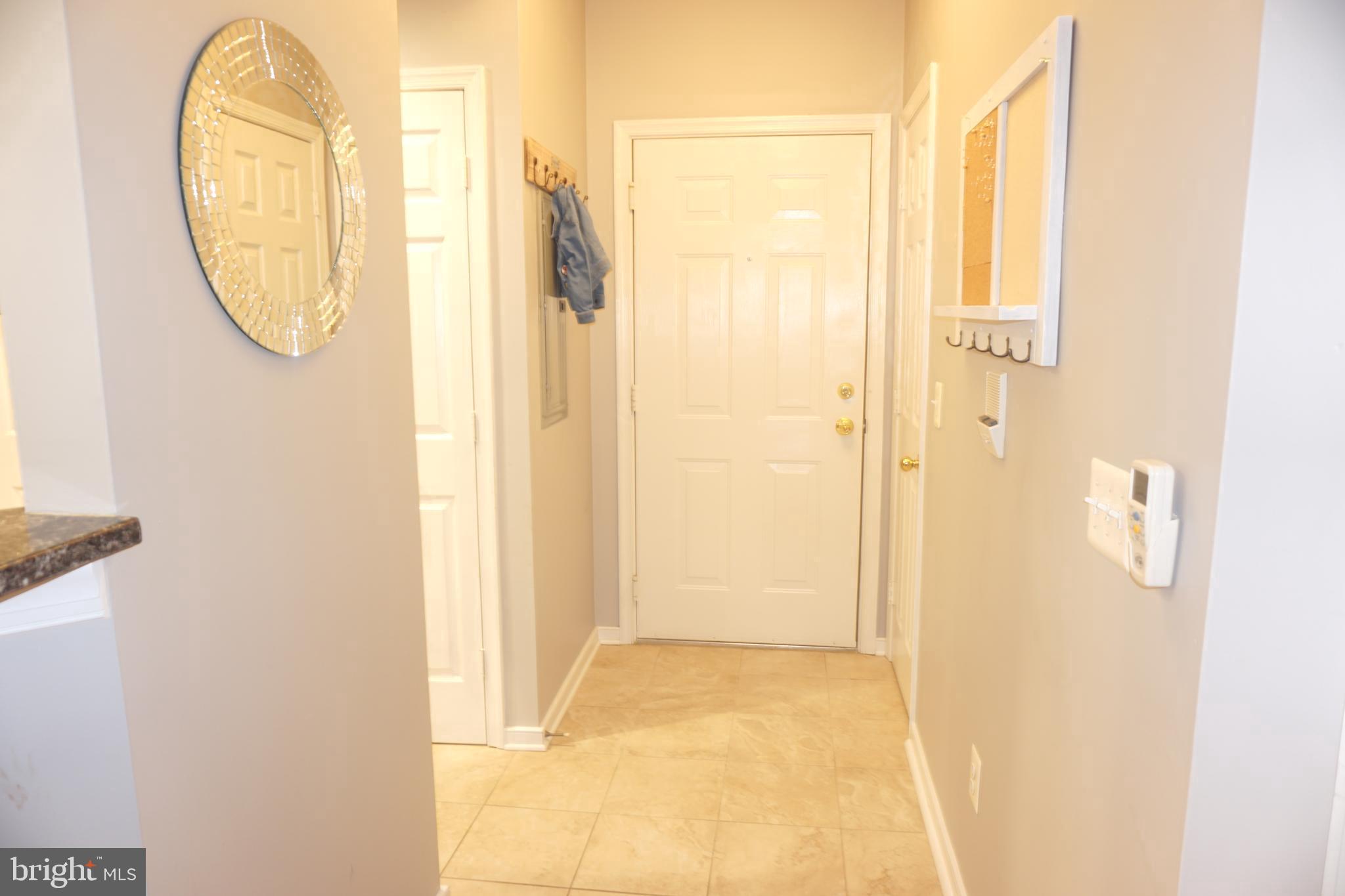 RIVERGATE II - Residential