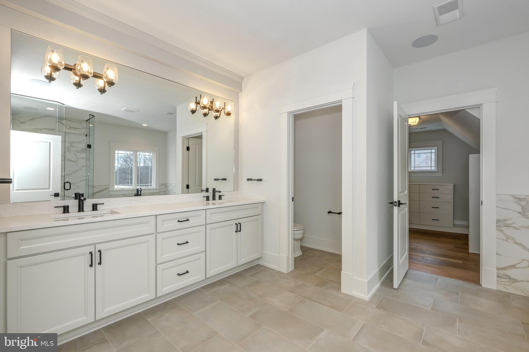 GARNET POINTE - Residential