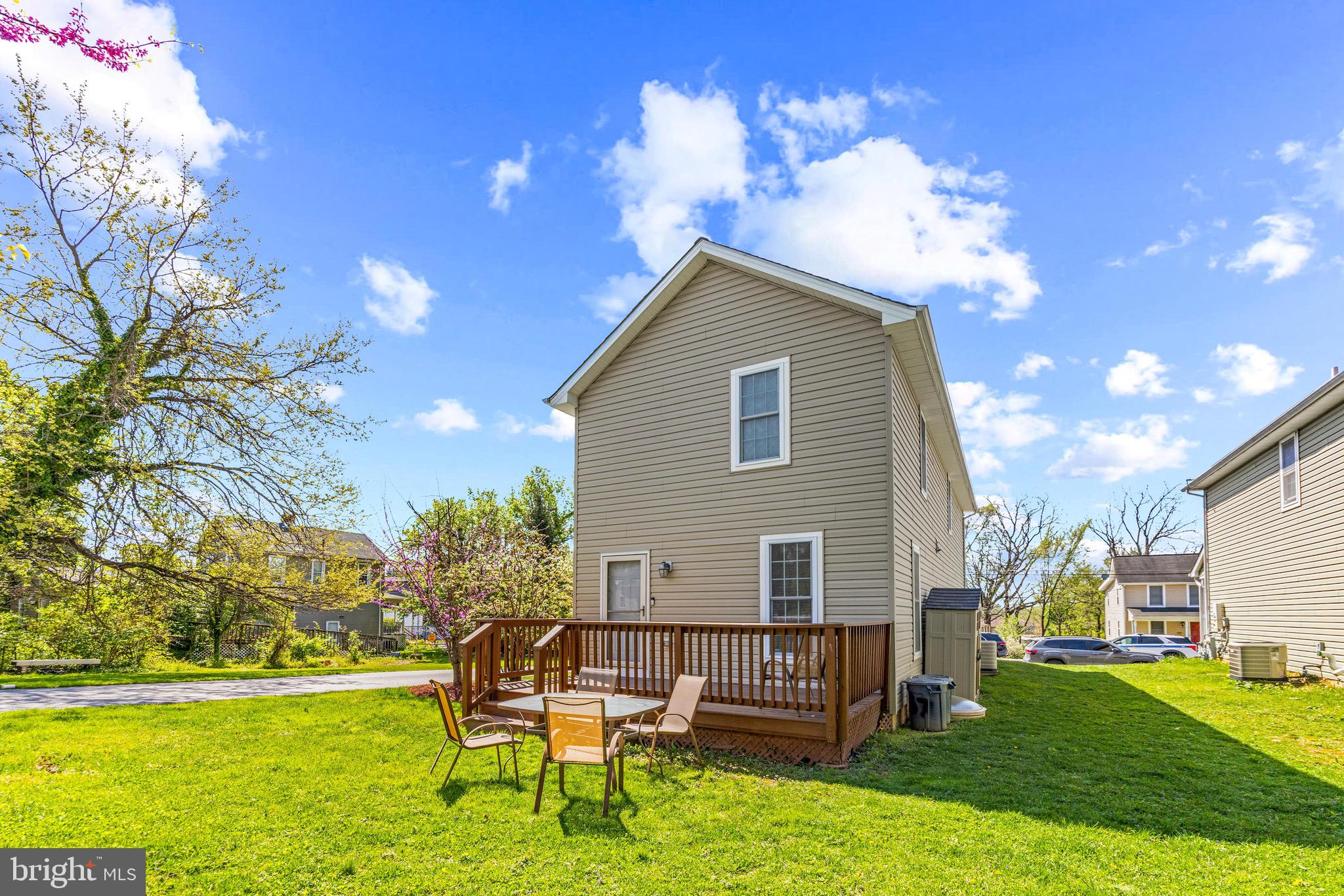 EAST TOWSON - Residential