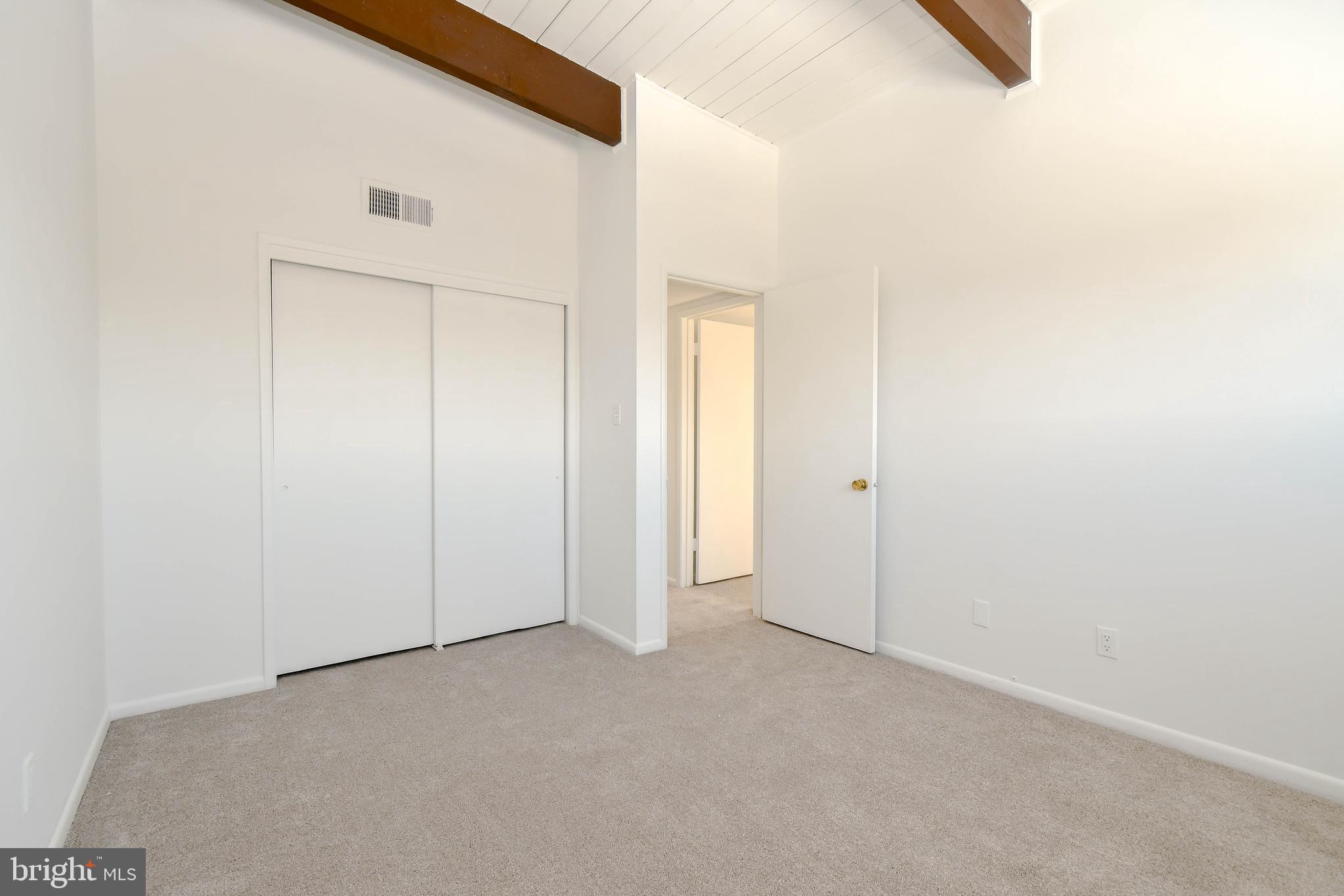 FAIRFAX HERITAGE - Residential