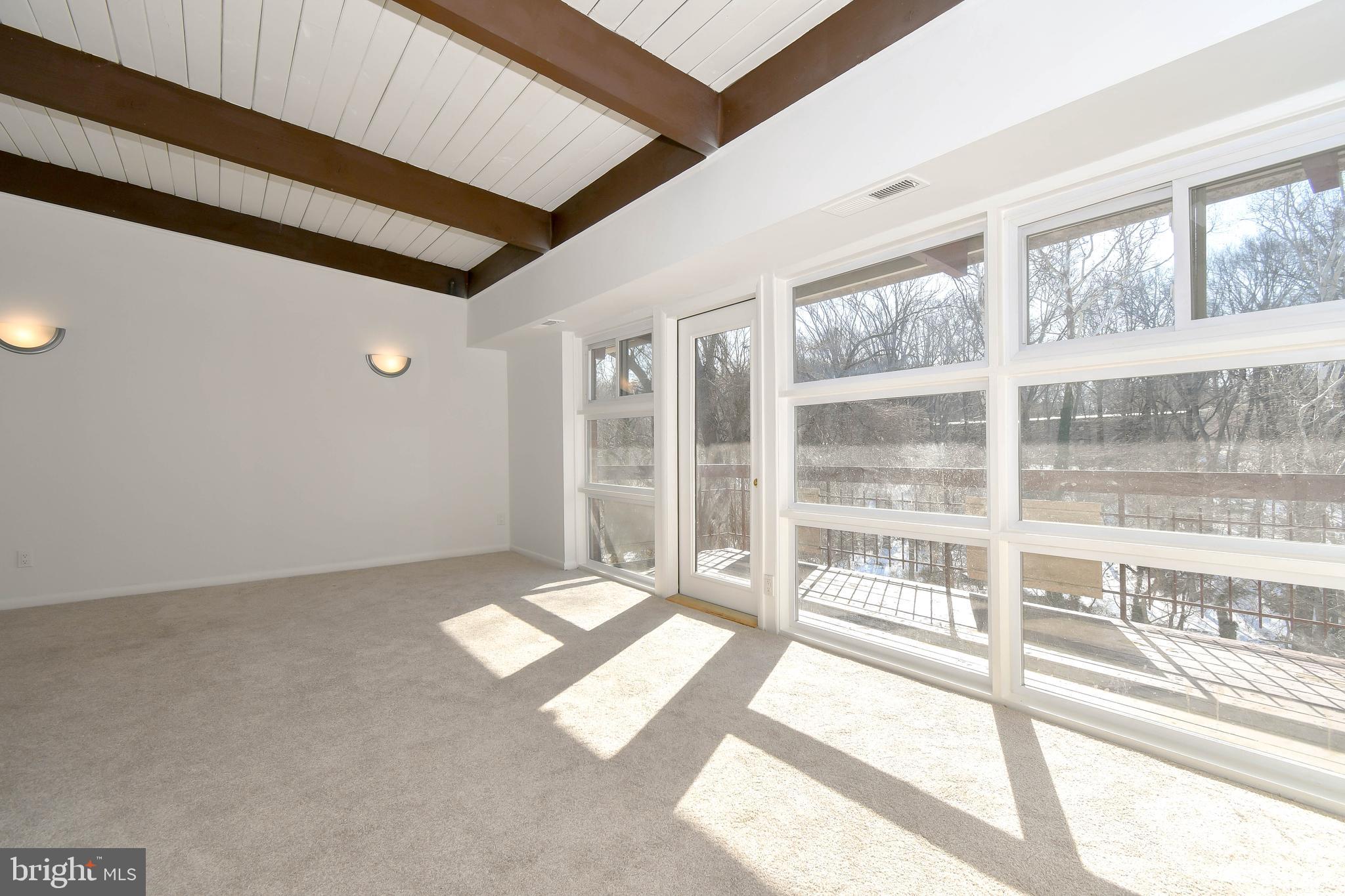 FAIRFAX HERITAGE - Residential