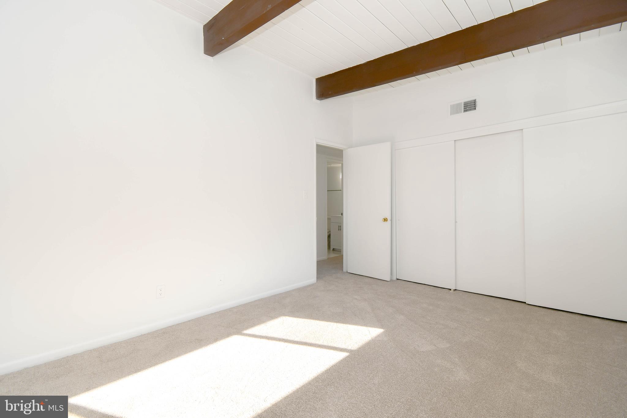 FAIRFAX HERITAGE - Residential