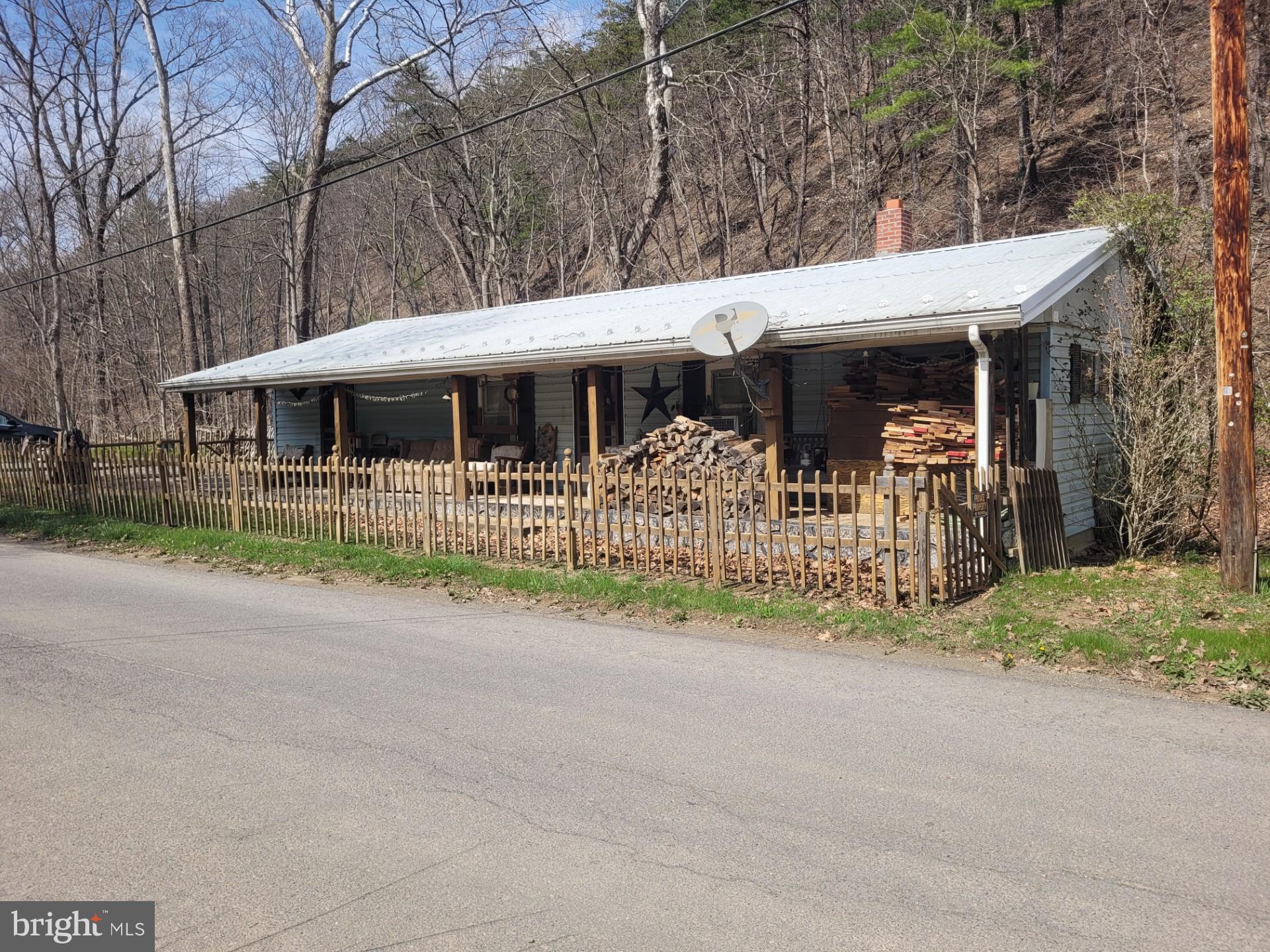 1224 DRY RUN ROAD
