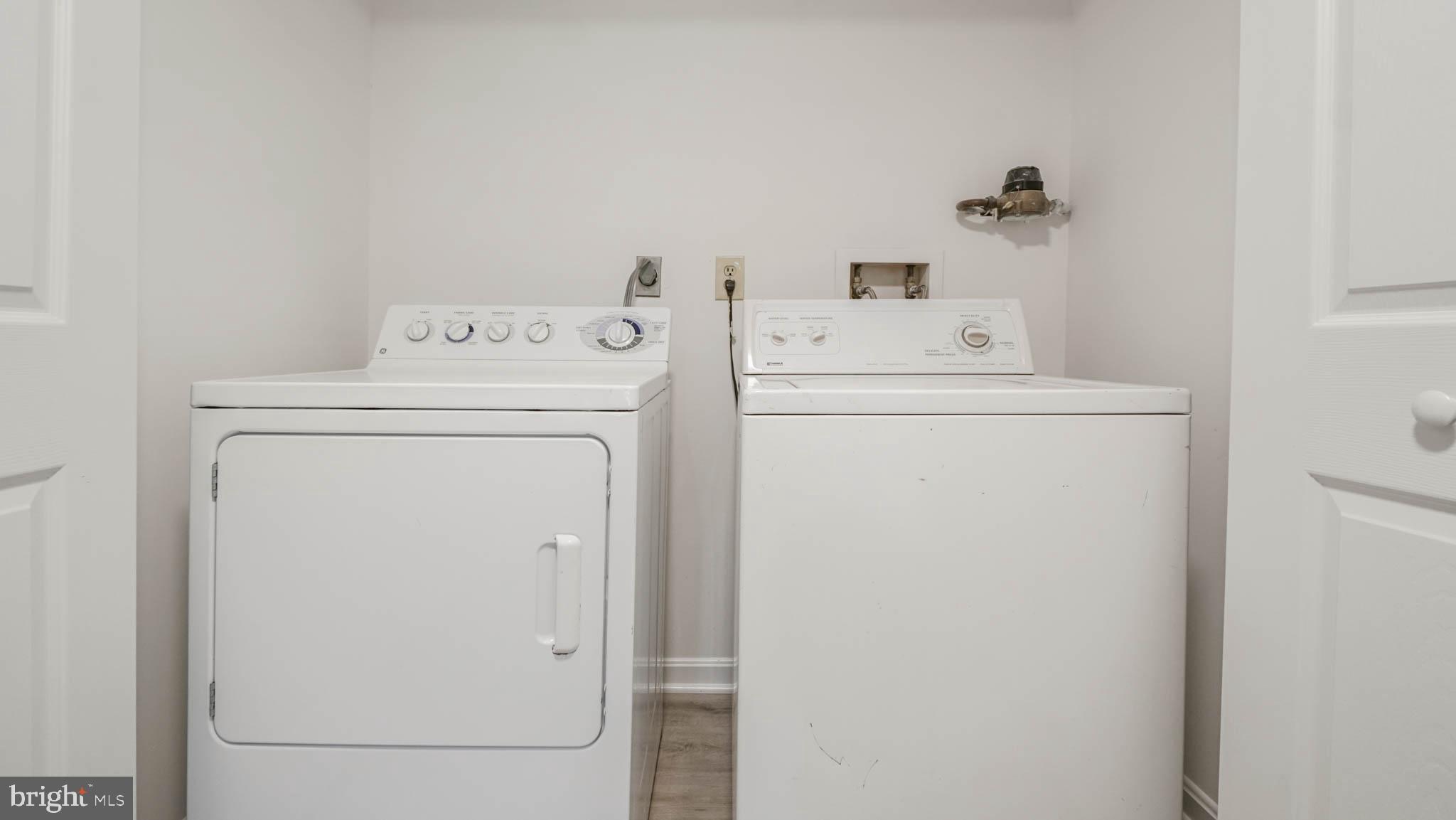 DORSEY SEARCH - Residential