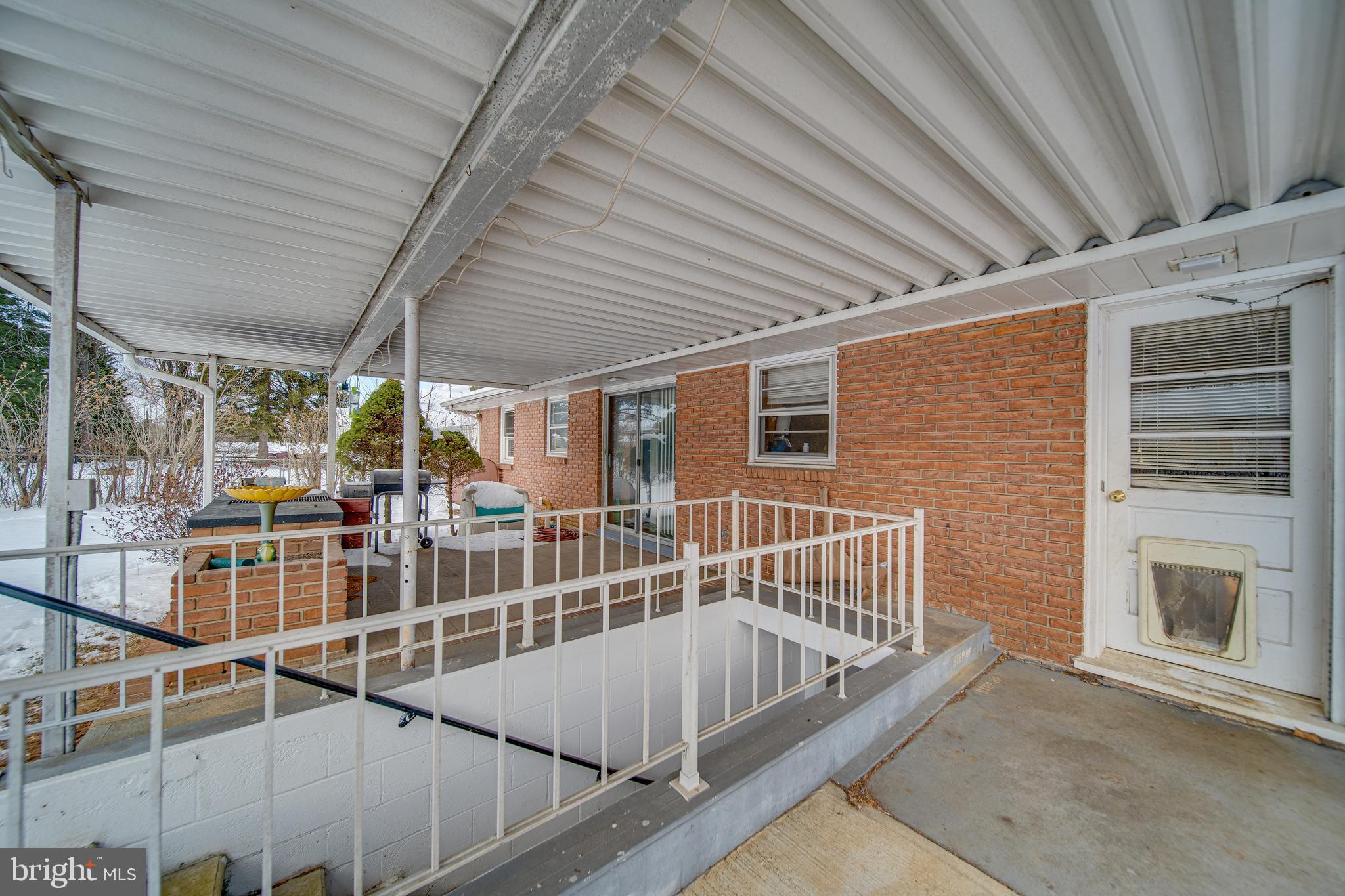 SHARPSBURG - Residential