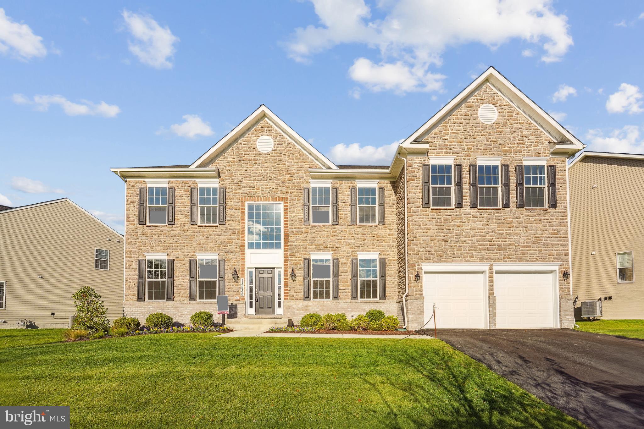 COLLINGTON ESTATES - Residential