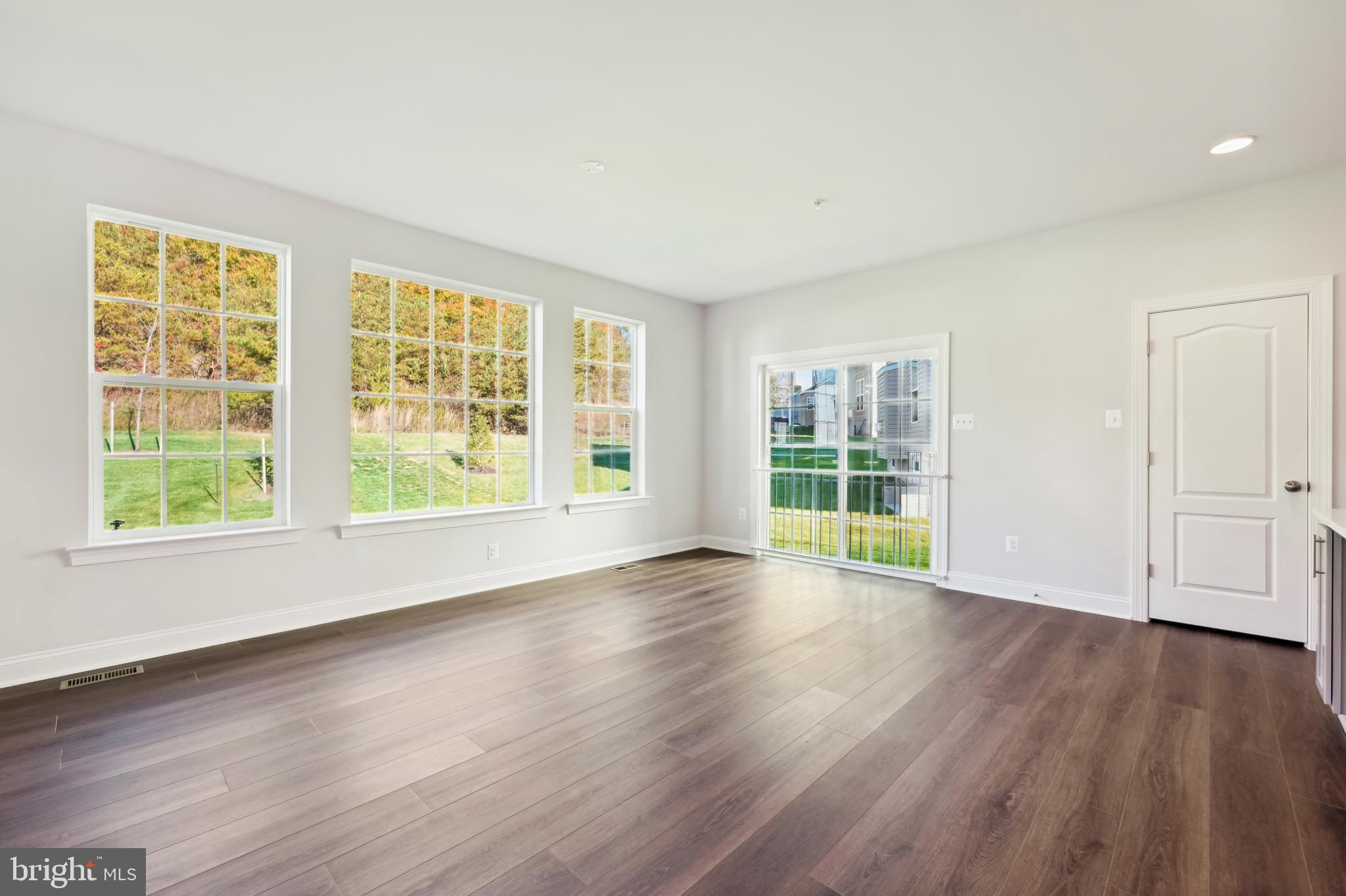 COLLINGTON ESTATES - Residential