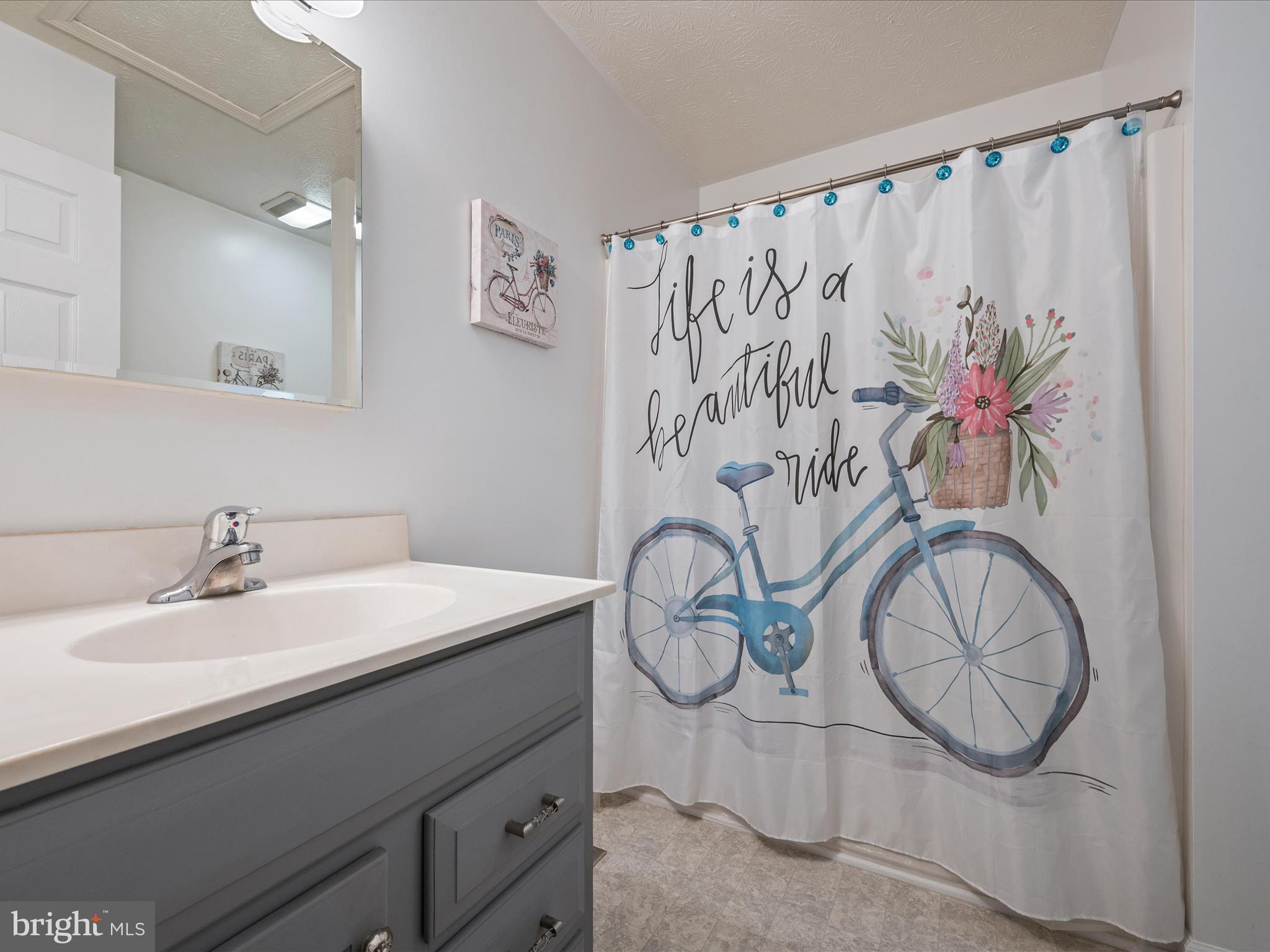 CROWN POINTE NORTH - Residential