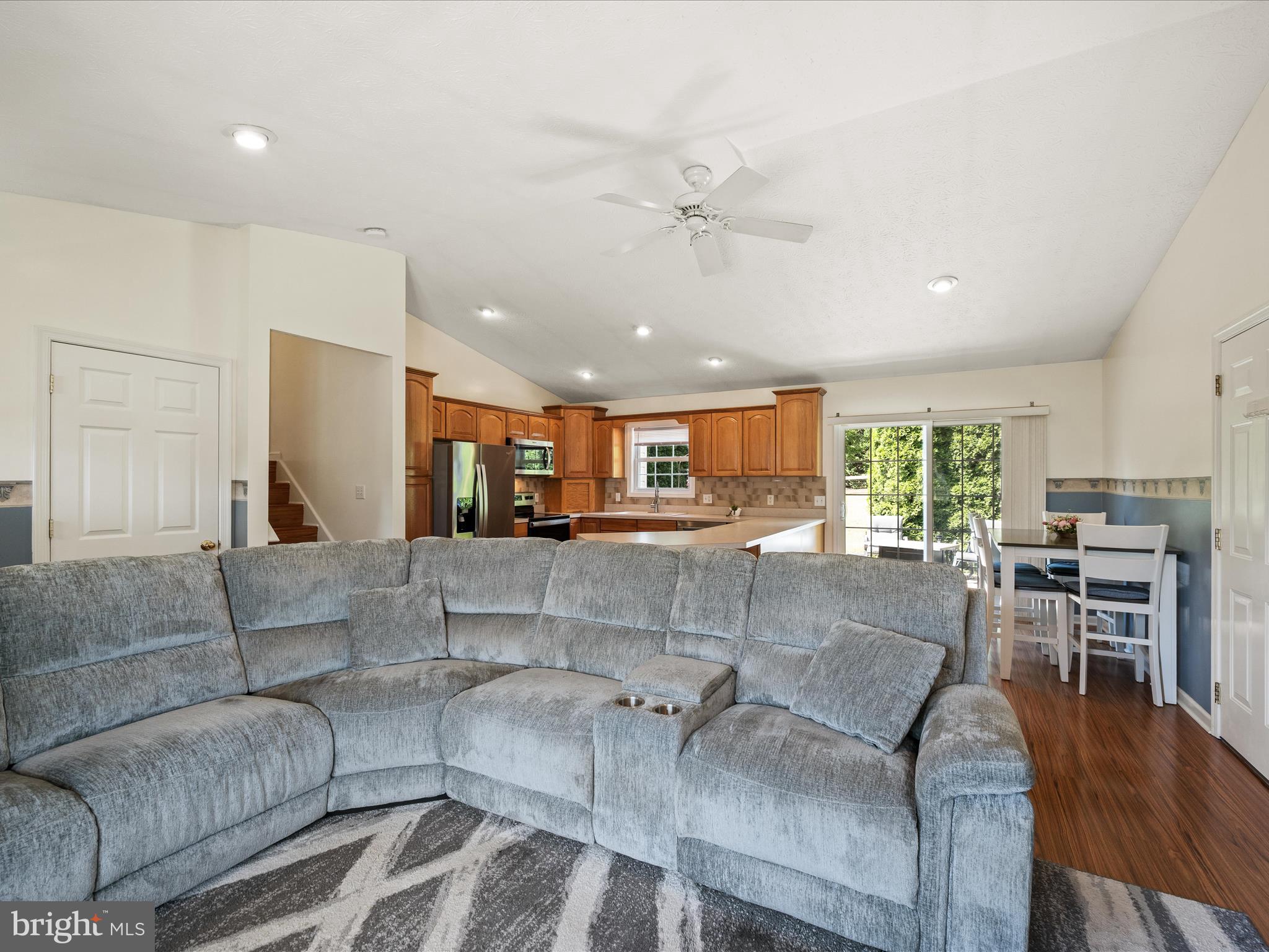 CROWN POINTE NORTH - Residential