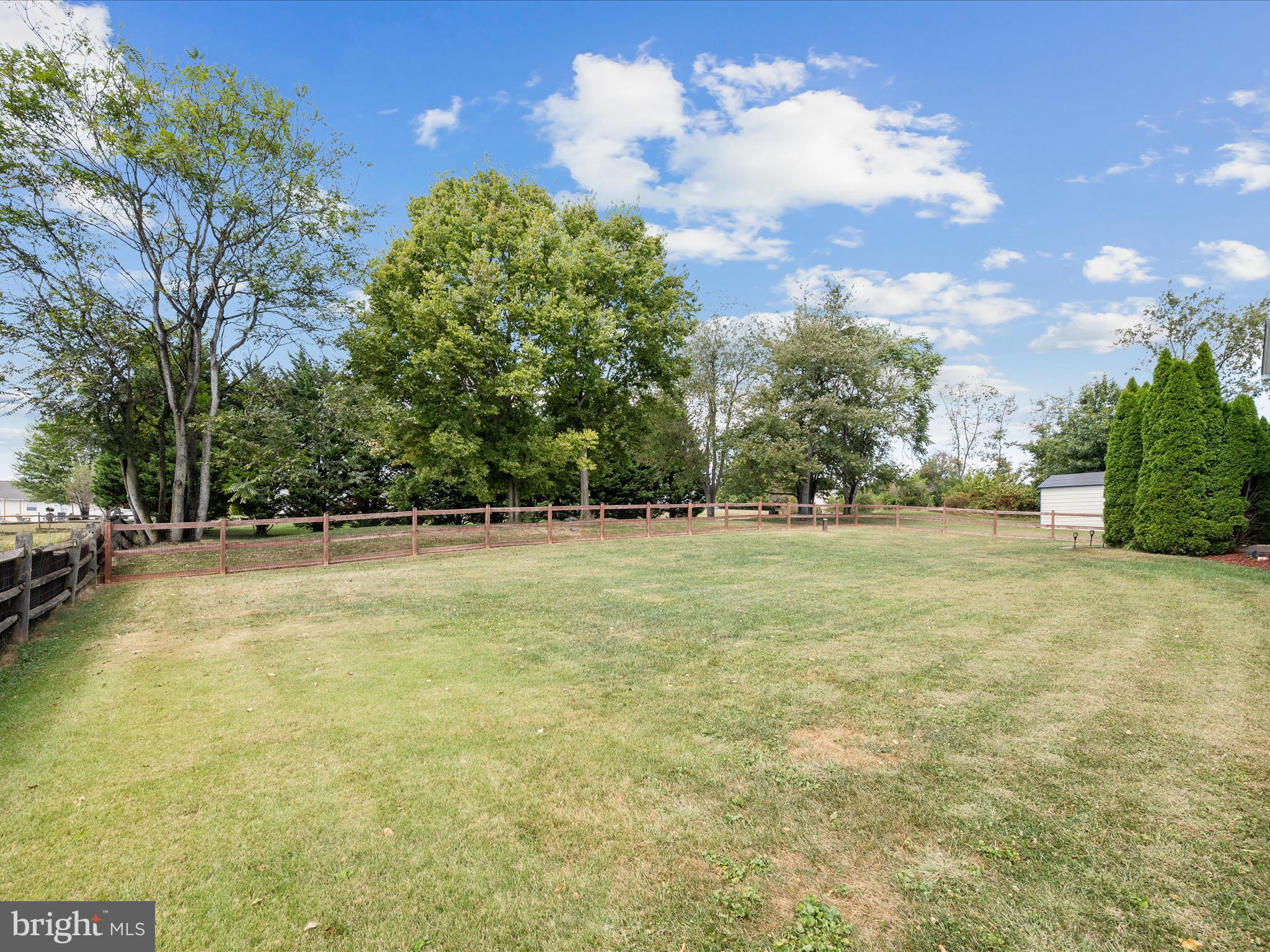 CROWN POINTE NORTH - Residential